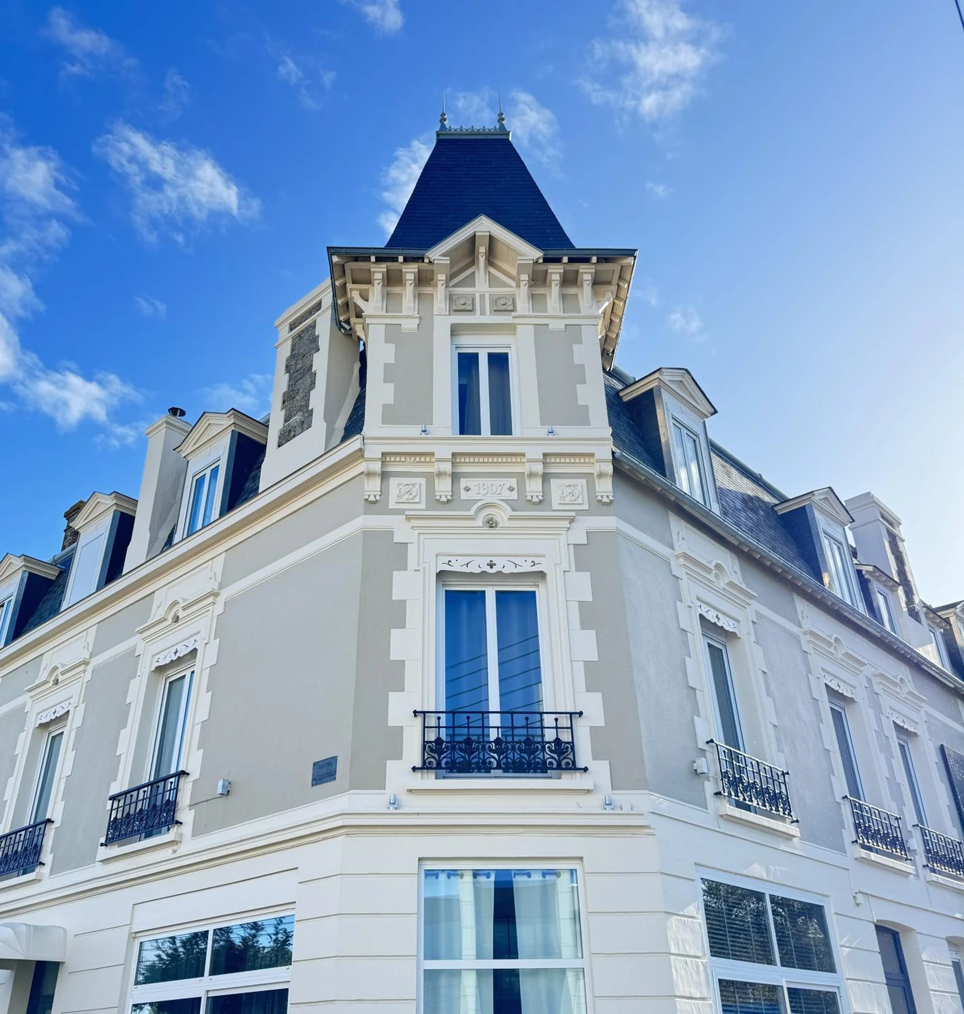 Organiser un séminaire d'entreprise : Cit'Hotel Les Alizes à dinard