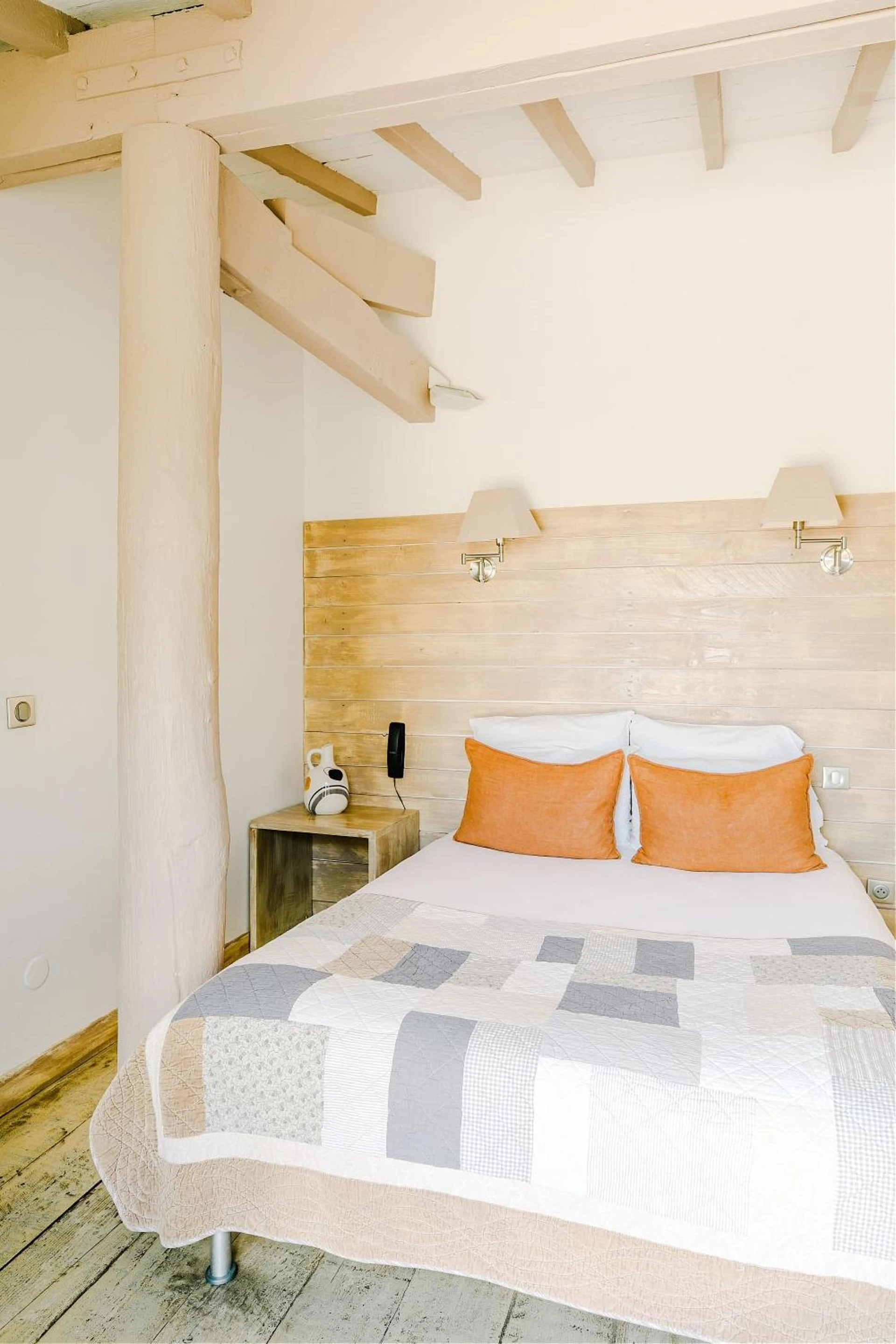 Magnifique chambre pour un séminaire d'entreprise à Hôtel Restaurant Les Arnelles - Les Saintes-Maries-de-la-Mer
