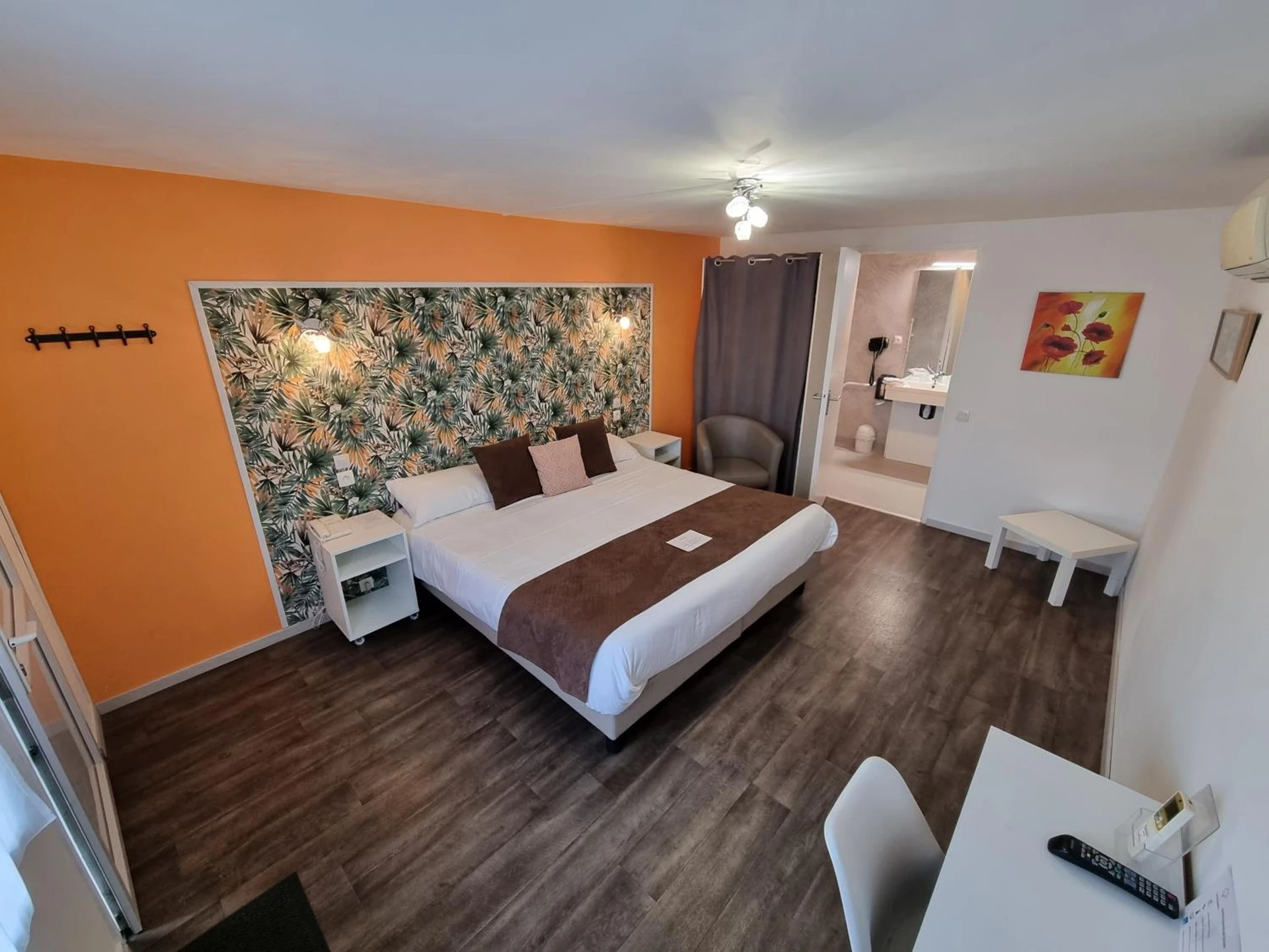 Chambre disponible pour un séminaire d'entreprise à Cit'Hotel Les Atlantes - Médis