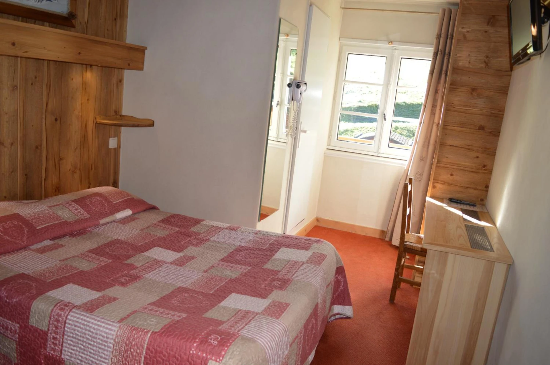 Magnifique chambre pour un séminaire d'entreprise à Hôtel Les Bernards - Praz-sur-Arly