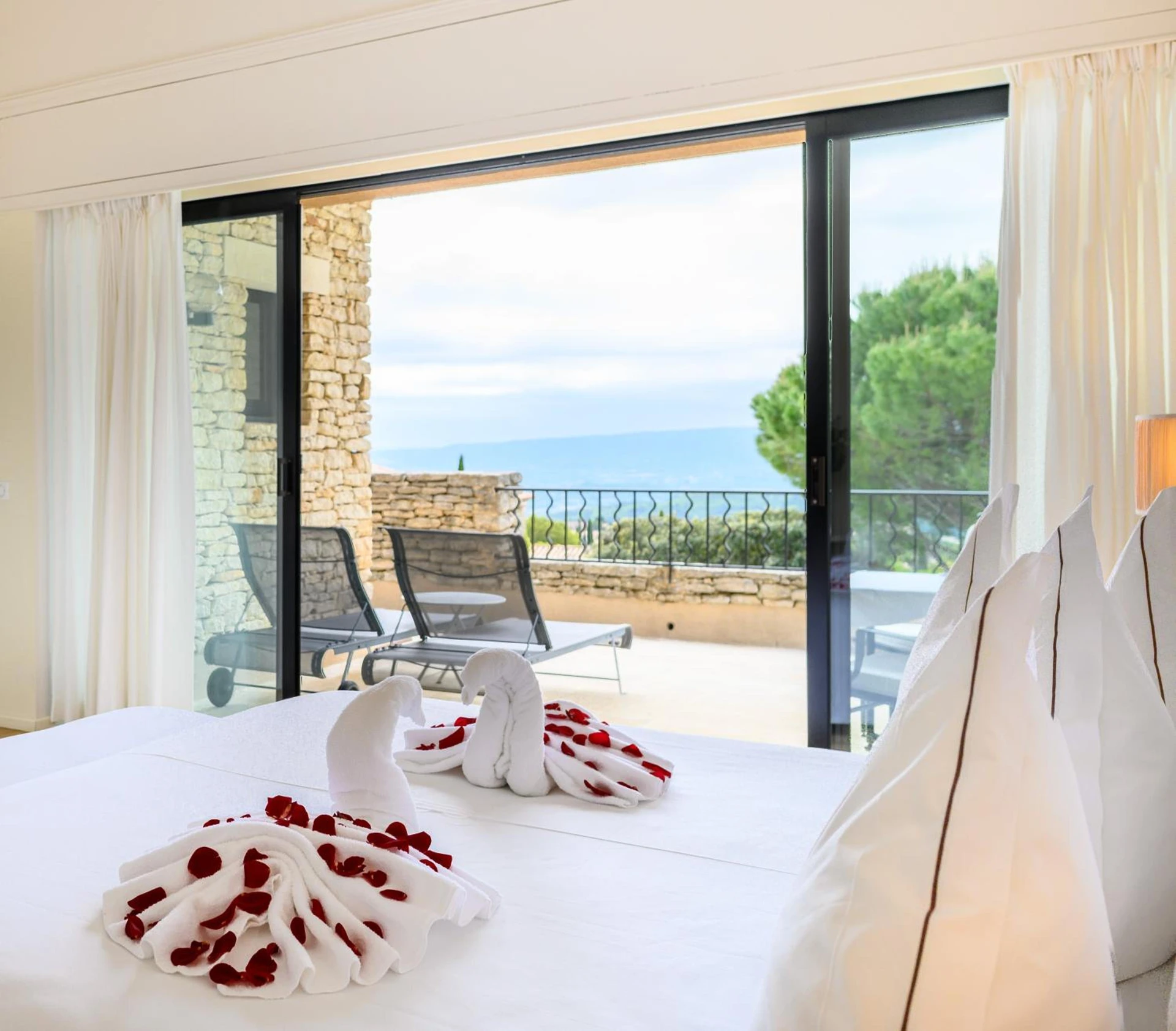Chambre disponible pour un séminaire d'entreprise à Hotel Les Bories & Spa - Gordes