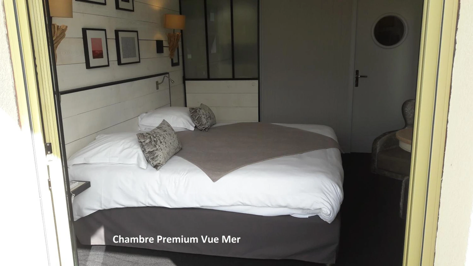 Chambre disponible pour un séminaire d'entreprise à Hôtel Les Brises - La Rochelle