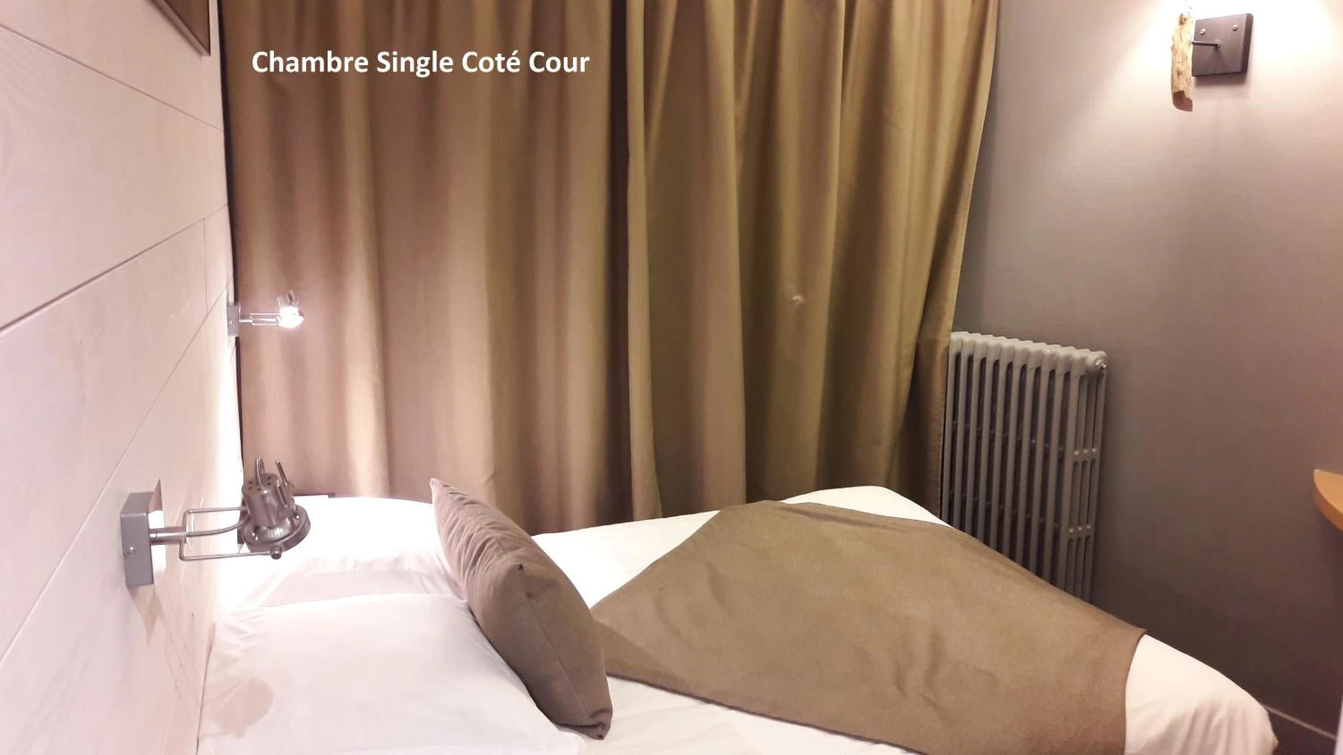 Chambre disponible pour un séminaire d'entreprise à Hôtel Les Brises - La Rochelle