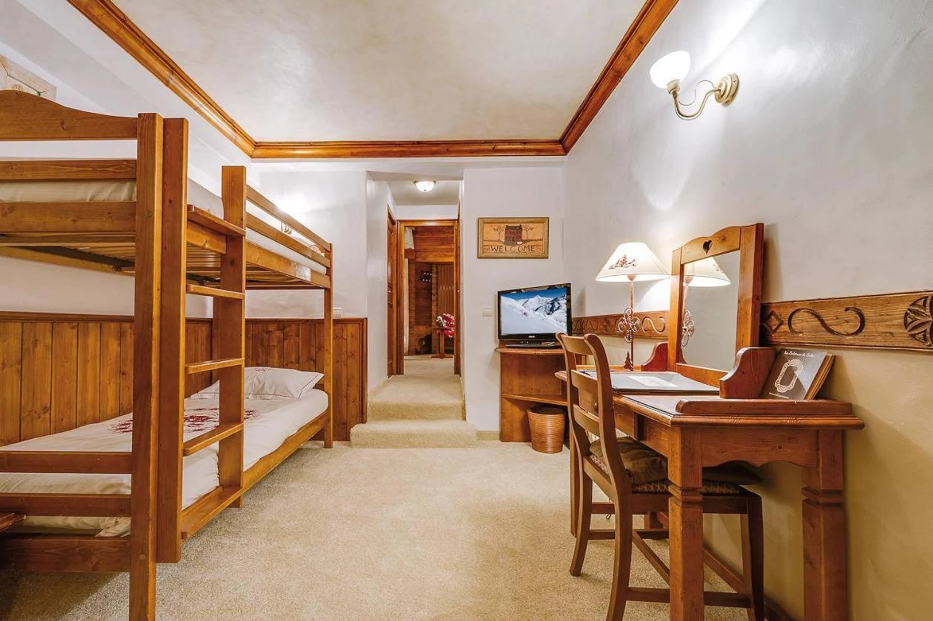 Magnifique chambre pour un séminaire d'entreprise à Hôtel les Campanules by Les Etincelles - Tignes