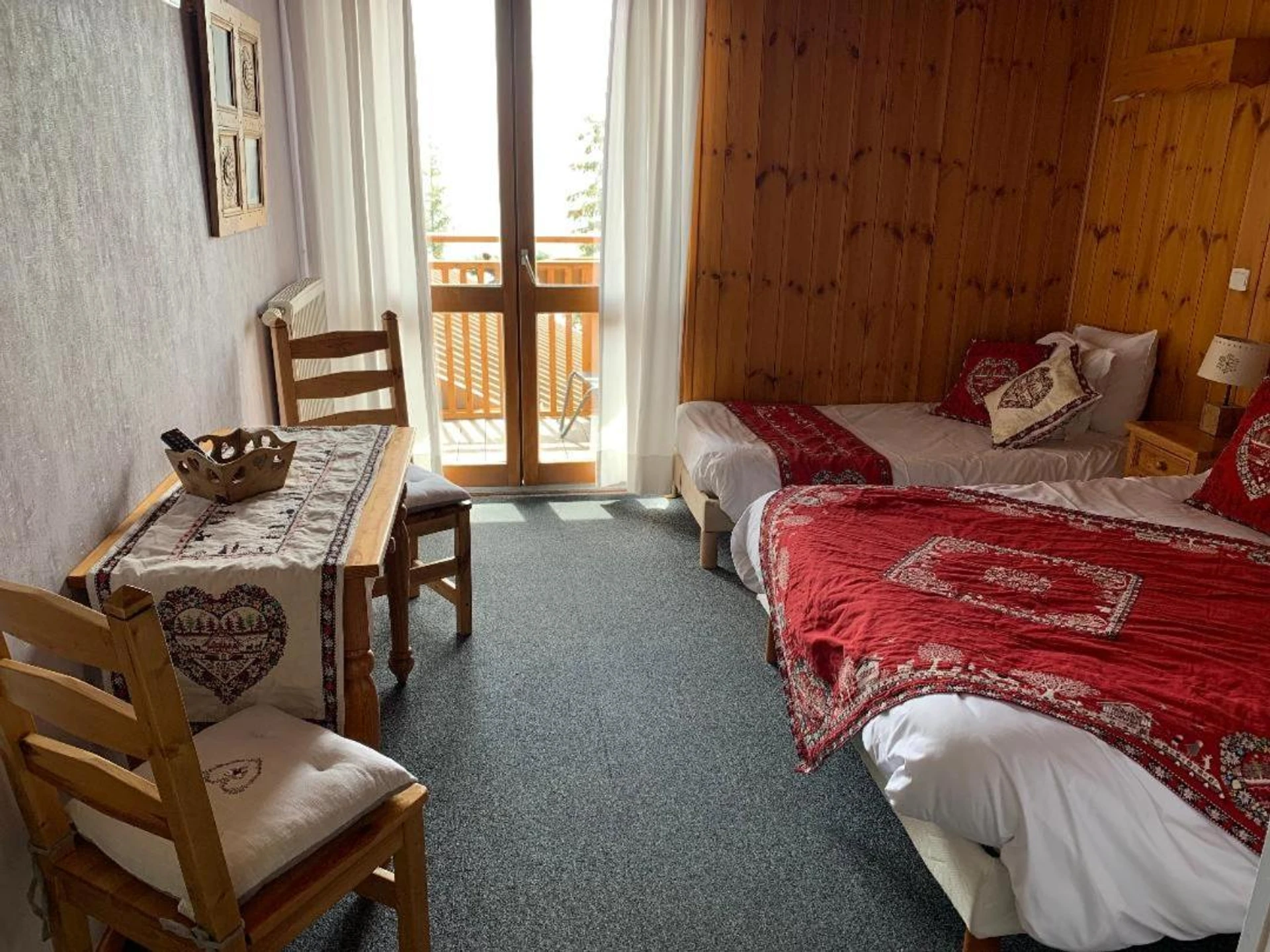 Chambre disponible pour un séminaire d'entreprise à Hotels Les Catrems & Le Montagnou - Orcières