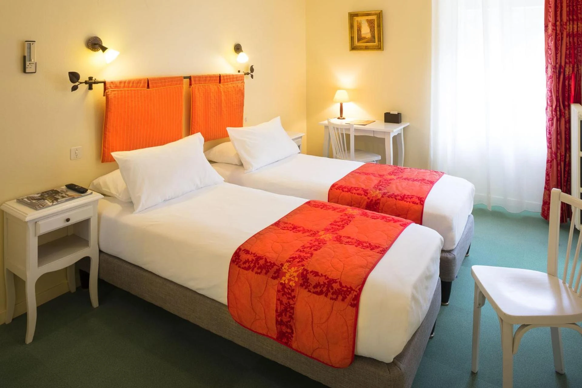 Chambre disponible pour un séminaire d'entreprise à Logis Hôtel Restaurant Les Cèdres - Joyeuse