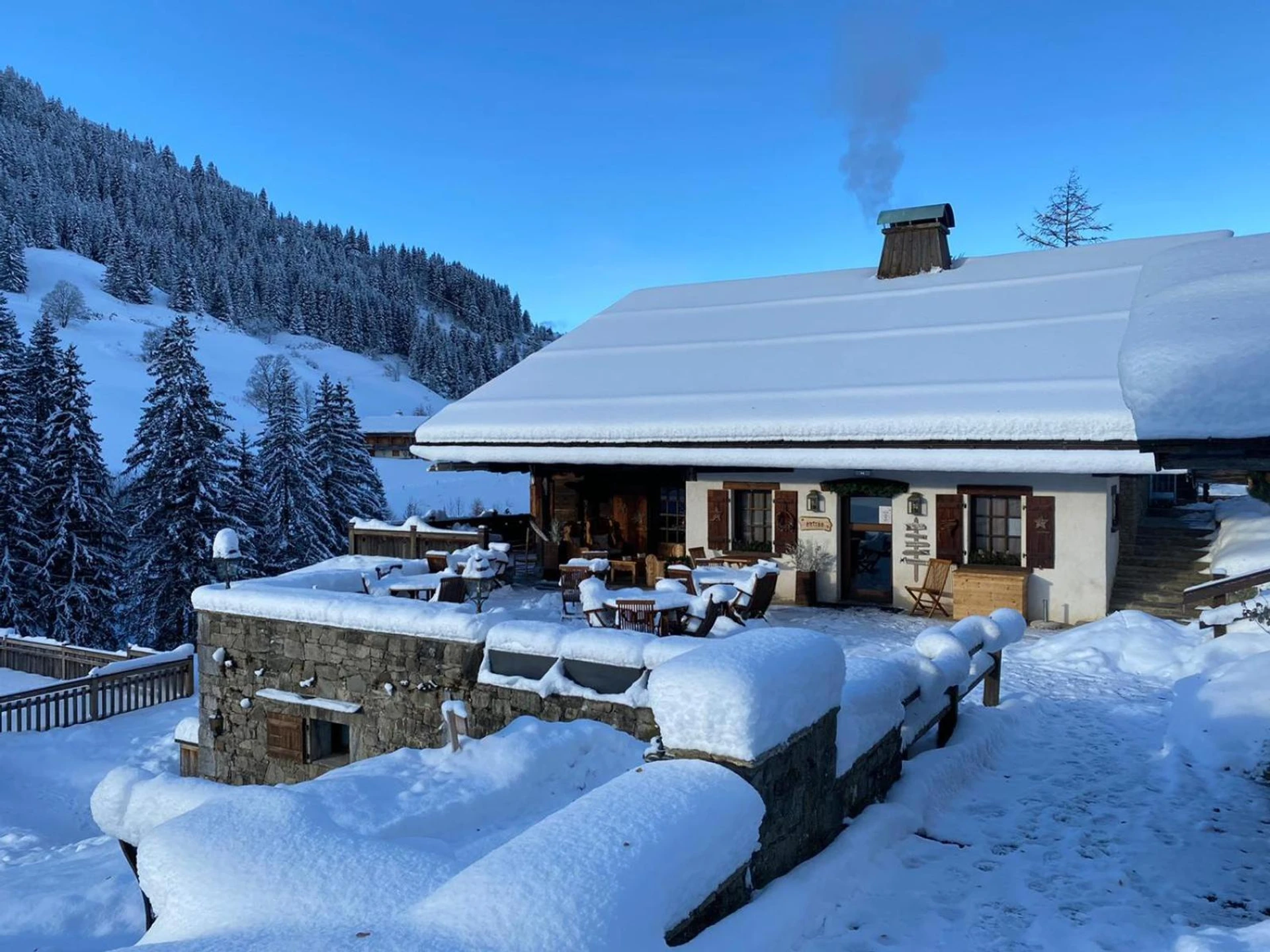 Salle de séminaire à Les Chalets de la Serraz - Organiser un événement professionnel à La Clusaz