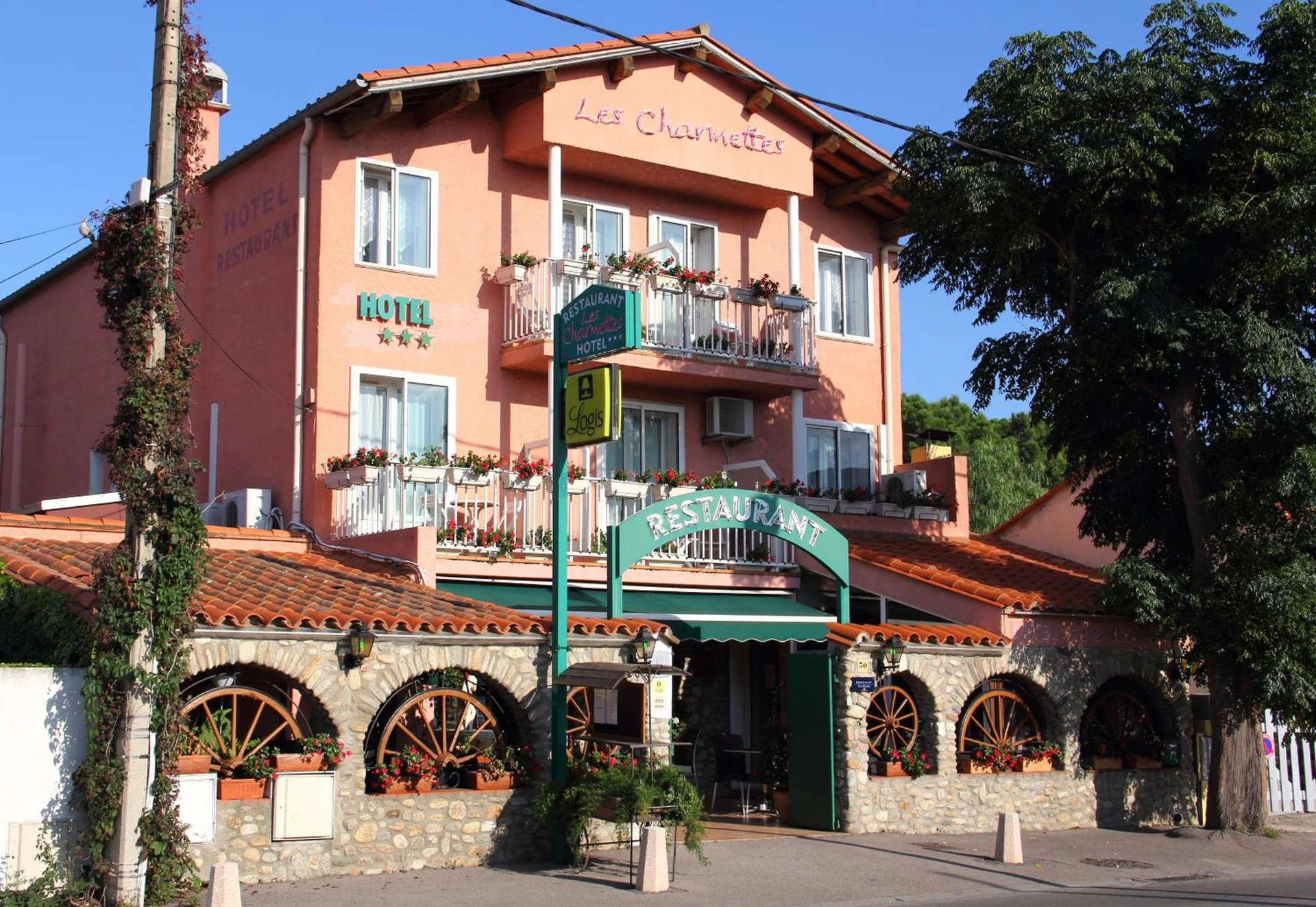 Salle de séminaire à Logis Hôtel Restaurant les Charmettes - Organiser un événement professionnel à Argelès-sur-Mer