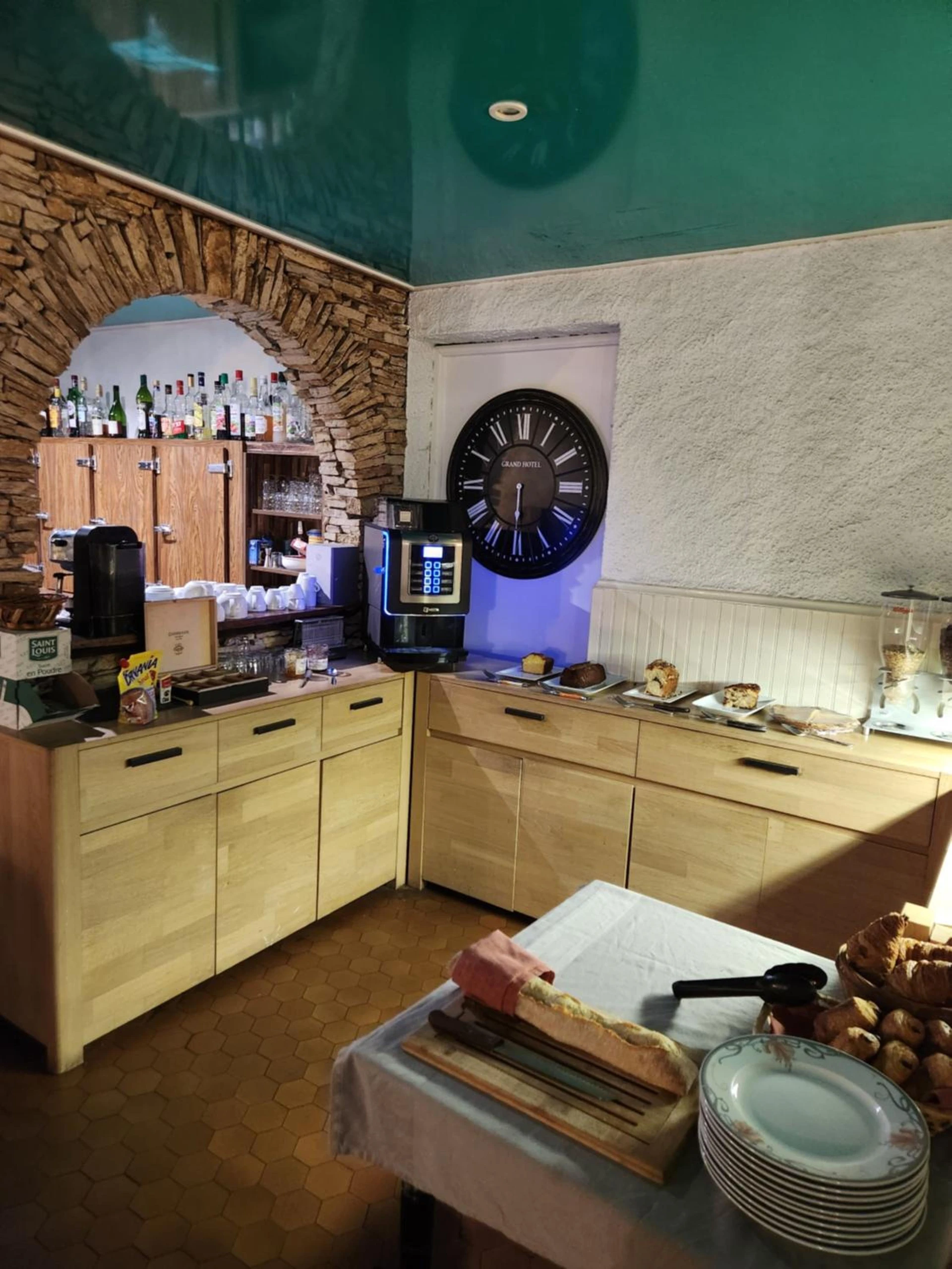 Lieu convivial pour un séminaire d'entreprise à Logis Hôtel Restaurant les Charmettes - Argelès-sur-Mer - En savoir plus 