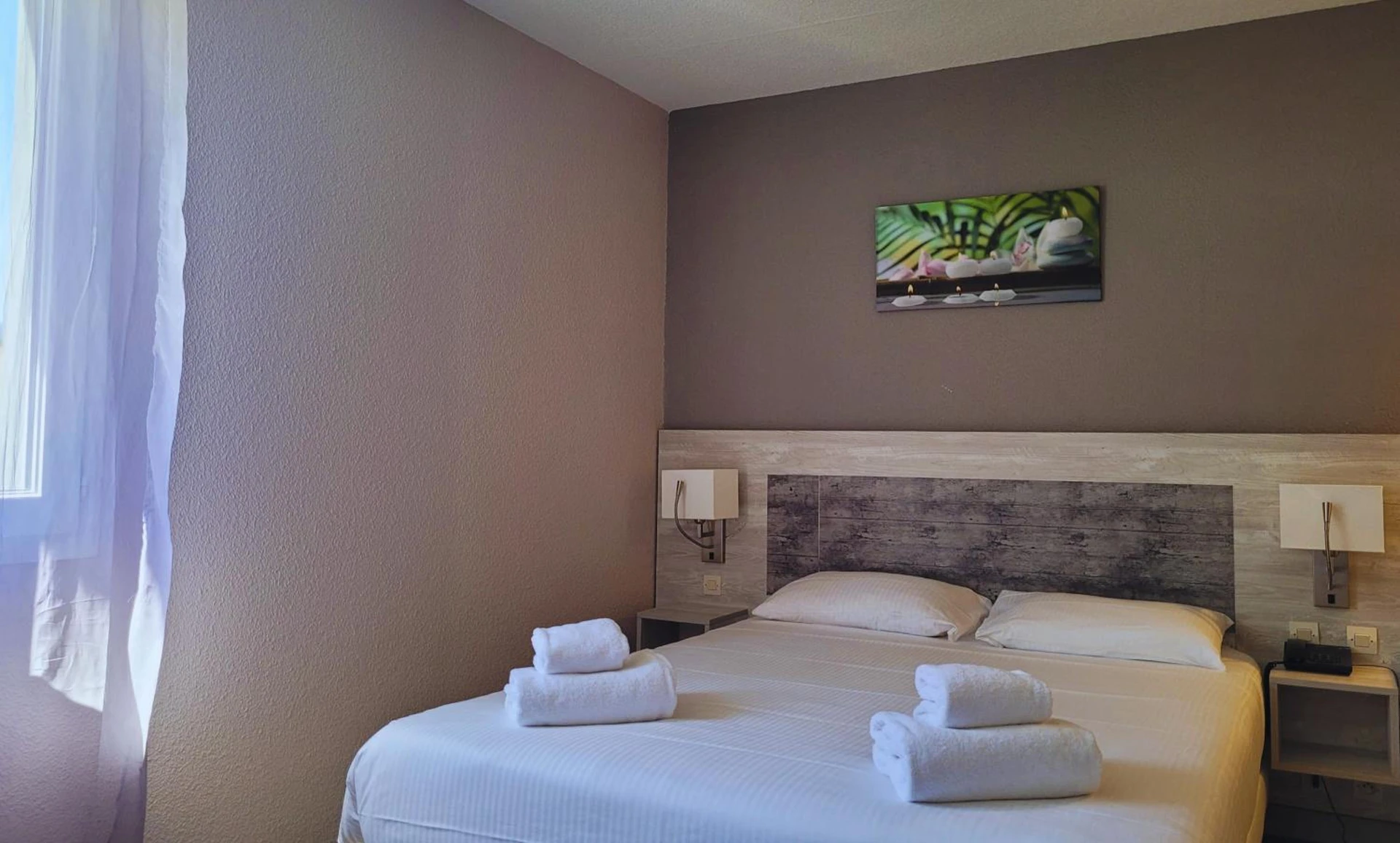 Organiser un séminaire d'entreprise : Hotel Restaurant Les Chataigniers à privas