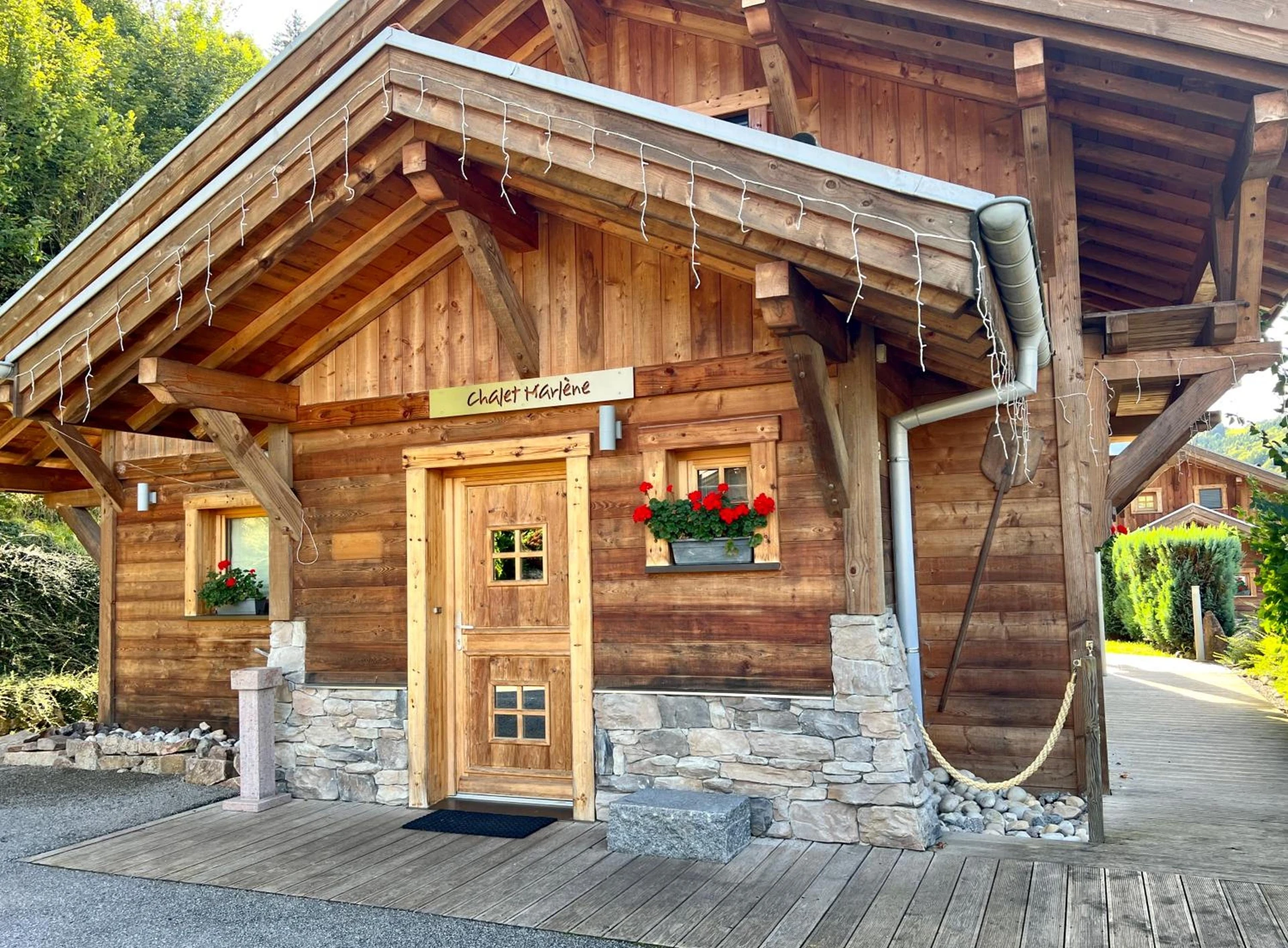 Organiser un séminaire d'entreprise : LOGIS HÔTEL, CHALETS et RESTAURANT LES CHATELMINÉS à la-bresse