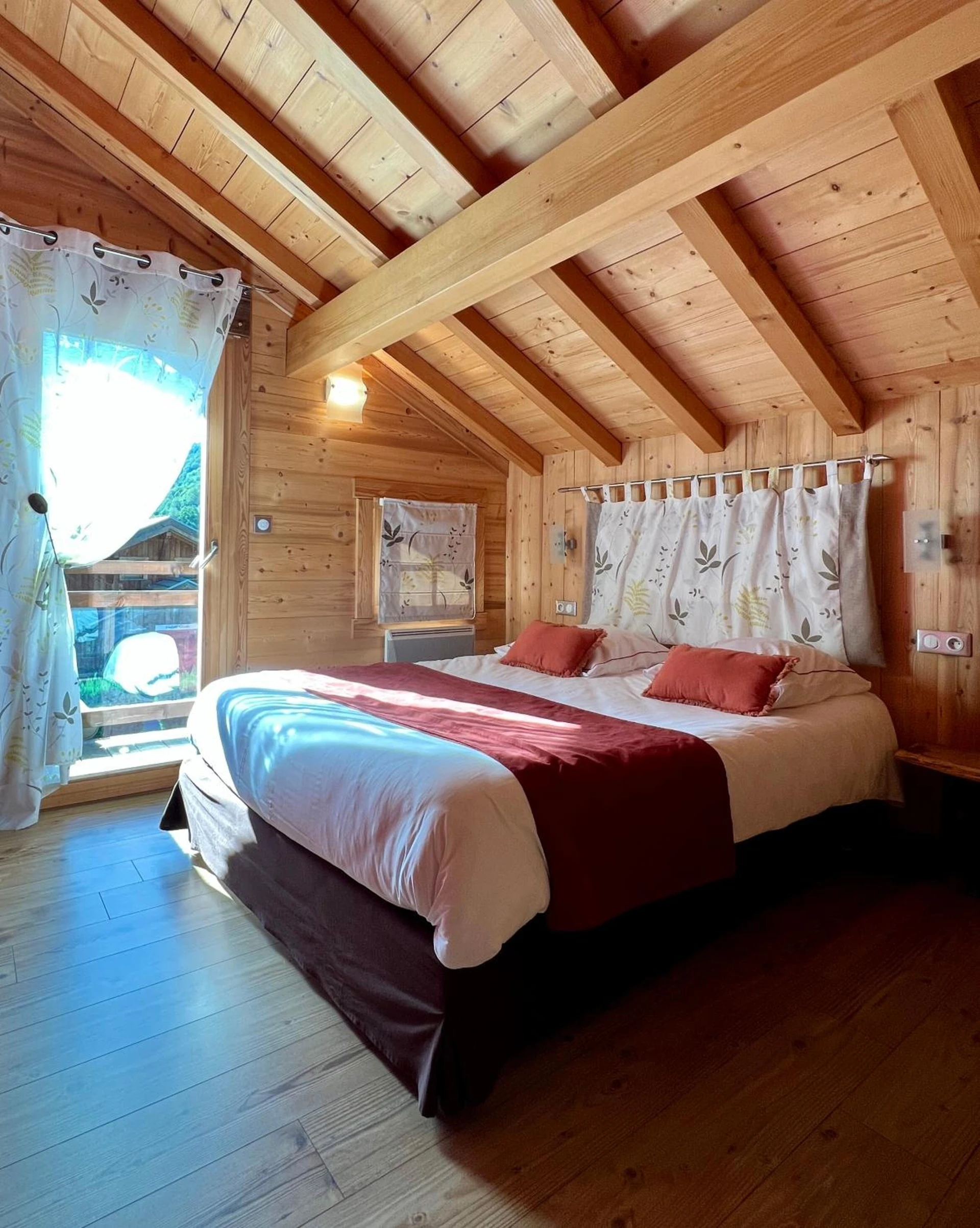 Organiser un séminaire d'entreprise : LOGIS HÔTEL, CHALETS et RESTAURANT LES CHATELMINÉS à la-bresse