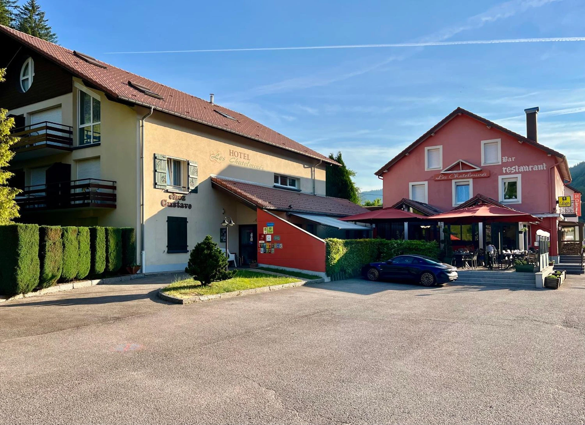 Organiser un séminaire d'entreprise : LOGIS HÔTEL, CHALETS et RESTAURANT LES CHATELMINÉS à la-bresse