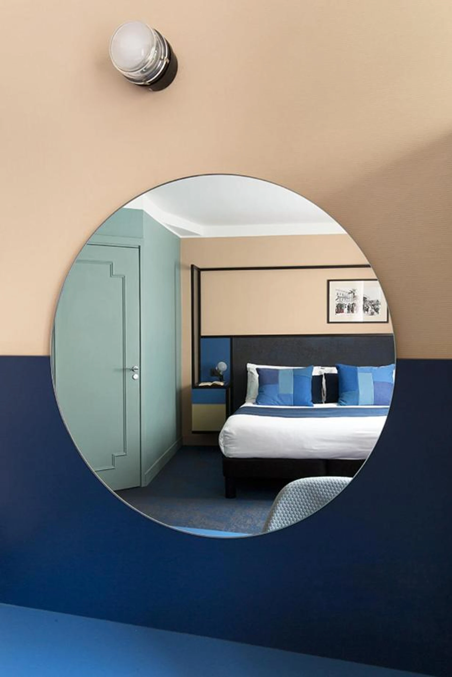 Magnifique chambre pour un séminaire d'entreprise à Hôtel les Cigales - Nice