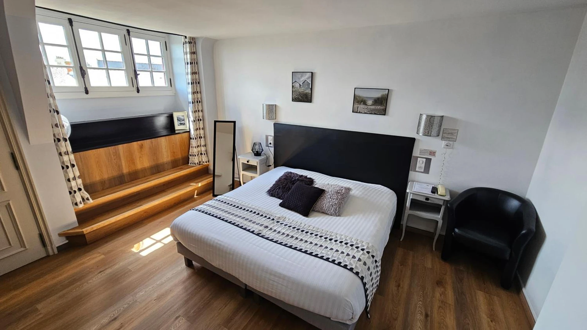 Chambre disponible pour un séminaire d'entreprise à Hôtel Les Deux Magots - La Roche-Bernard