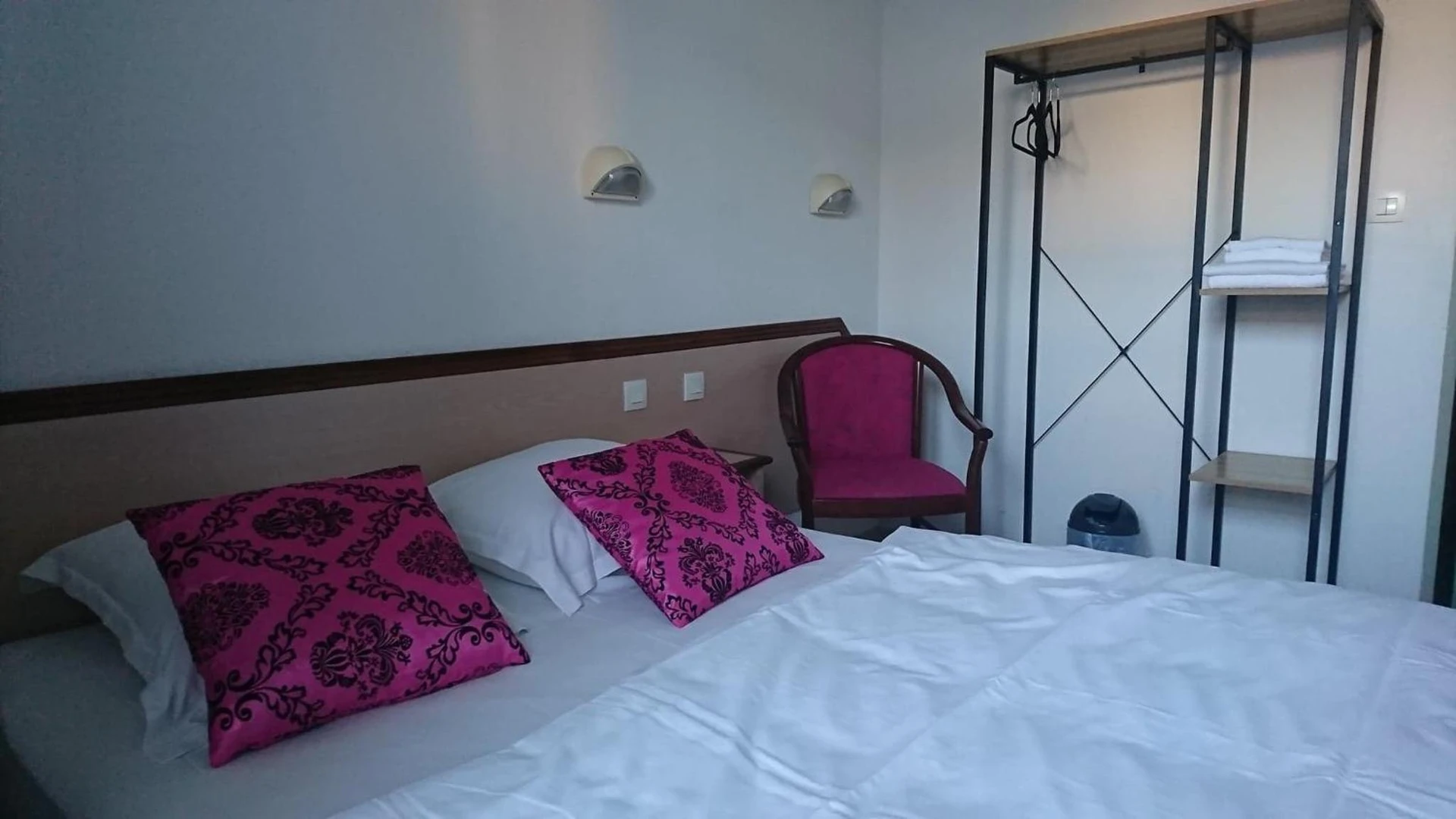 Organiser un séminaire d'entreprise : Hôtel Les Deux Porches à verrieres