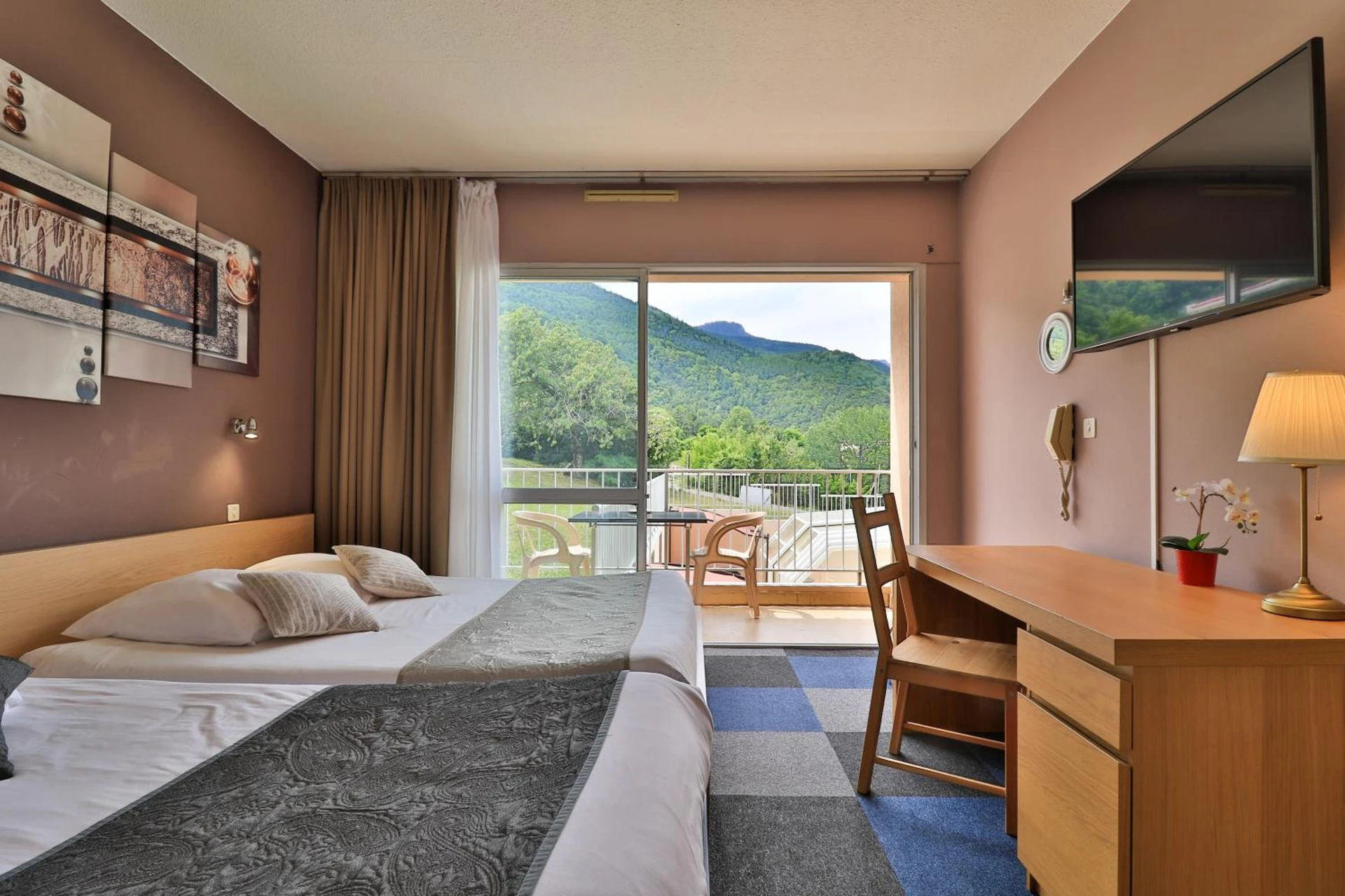 Magnifique chambre pour un séminaire d'entreprise à Hôtel Les Flots Bleus - Savines-le-Lac