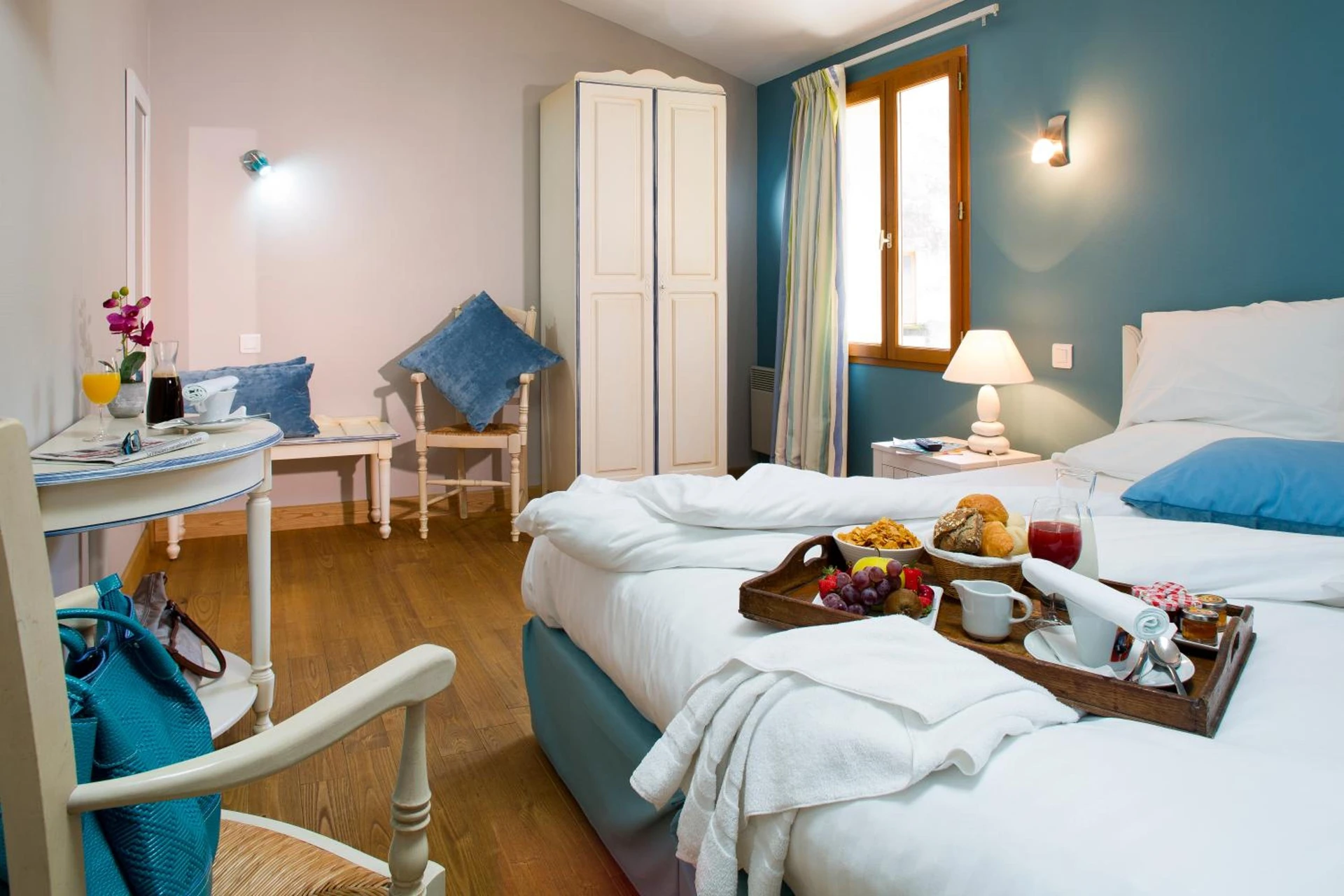 Organiser un séminaire d'entreprise : Logis hotel les flots bleus à beaulieu-sur-dordogne