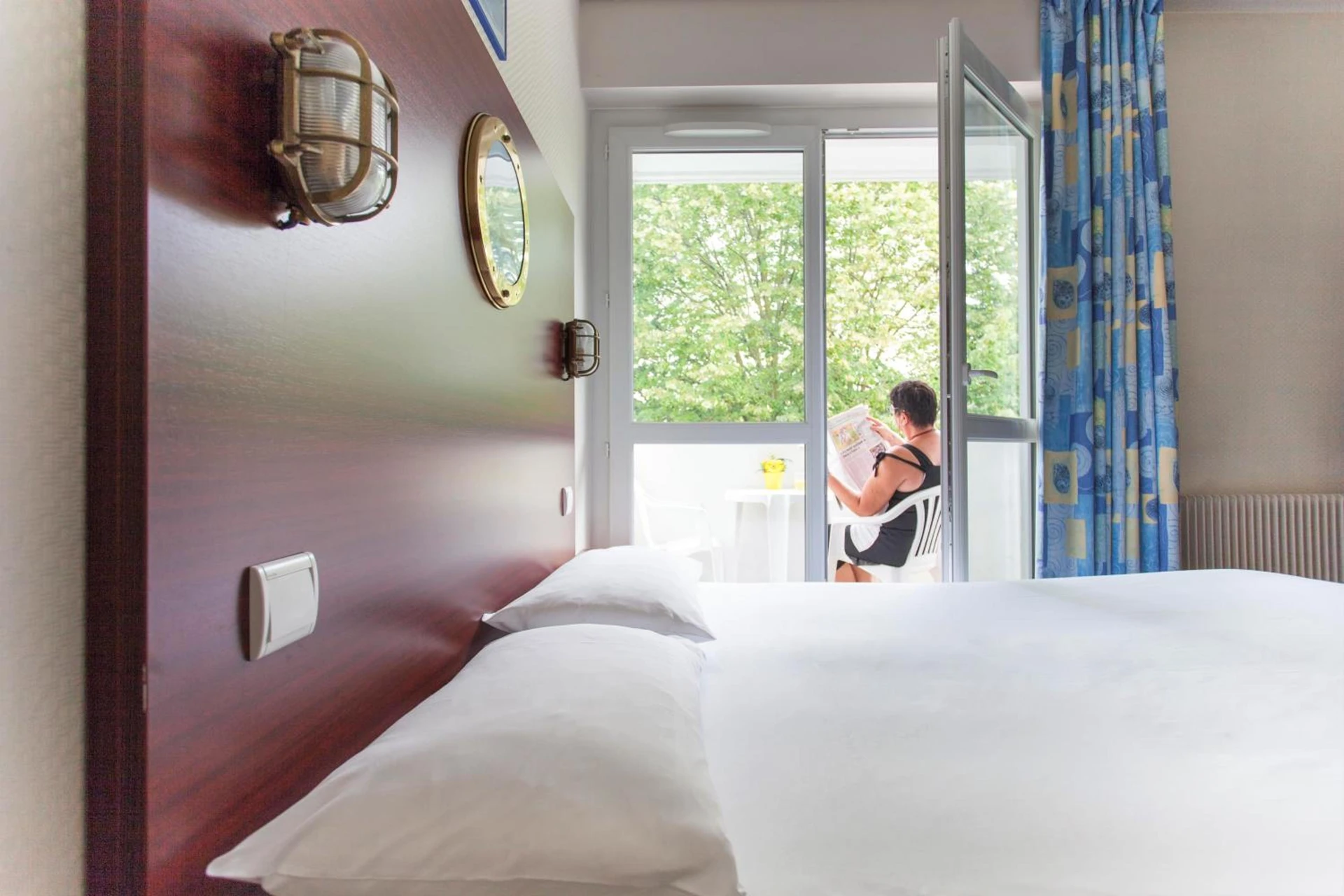 Ambiance de travail pour séminaire d'entreprise à Hôtel Les Gens de Mer La Rochelle - La Rochelle