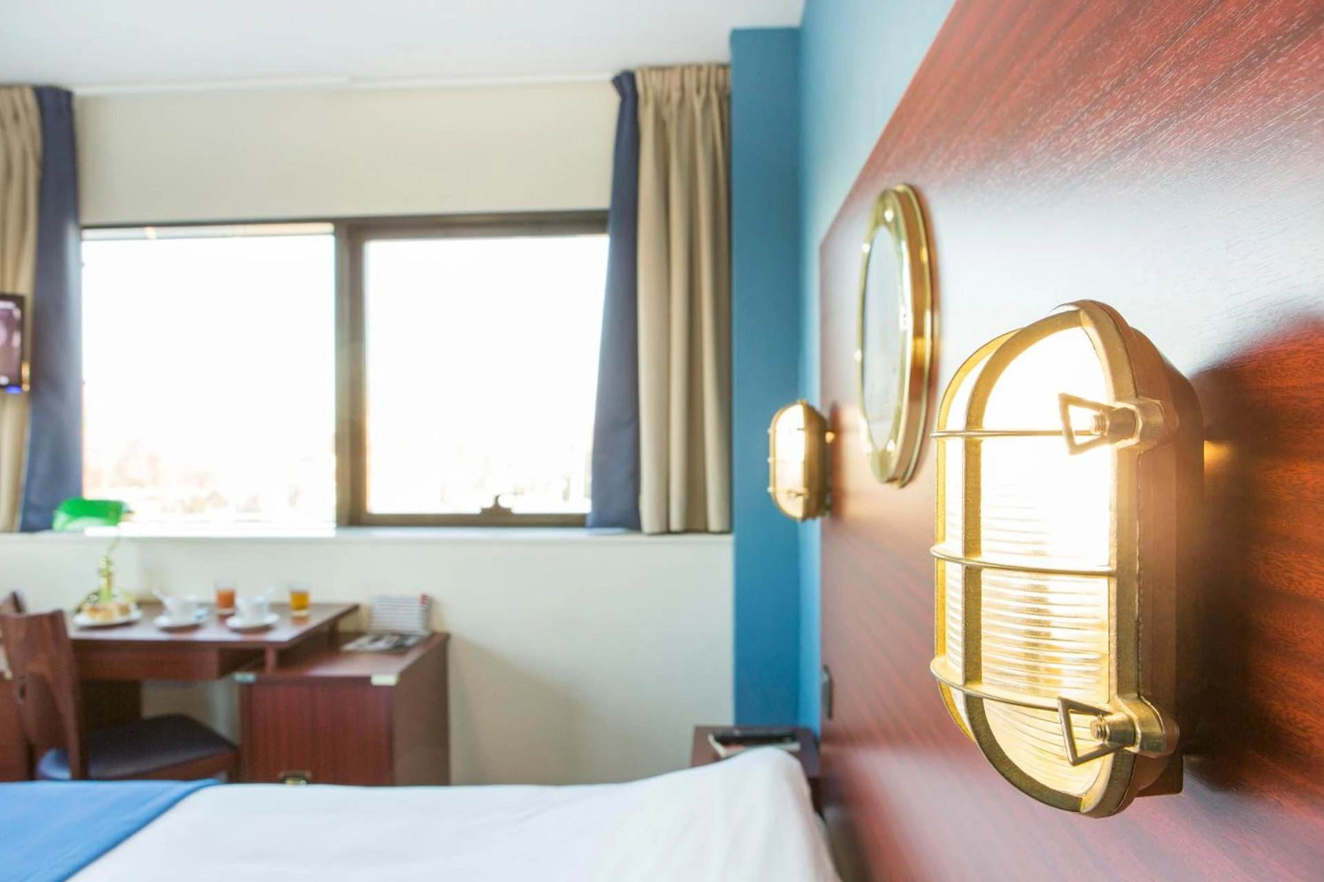 Chambre disponible pour un séminaire d'entreprise à Hôtel Les Gens De Mer Dunkerque by Popinns - Dunkerque