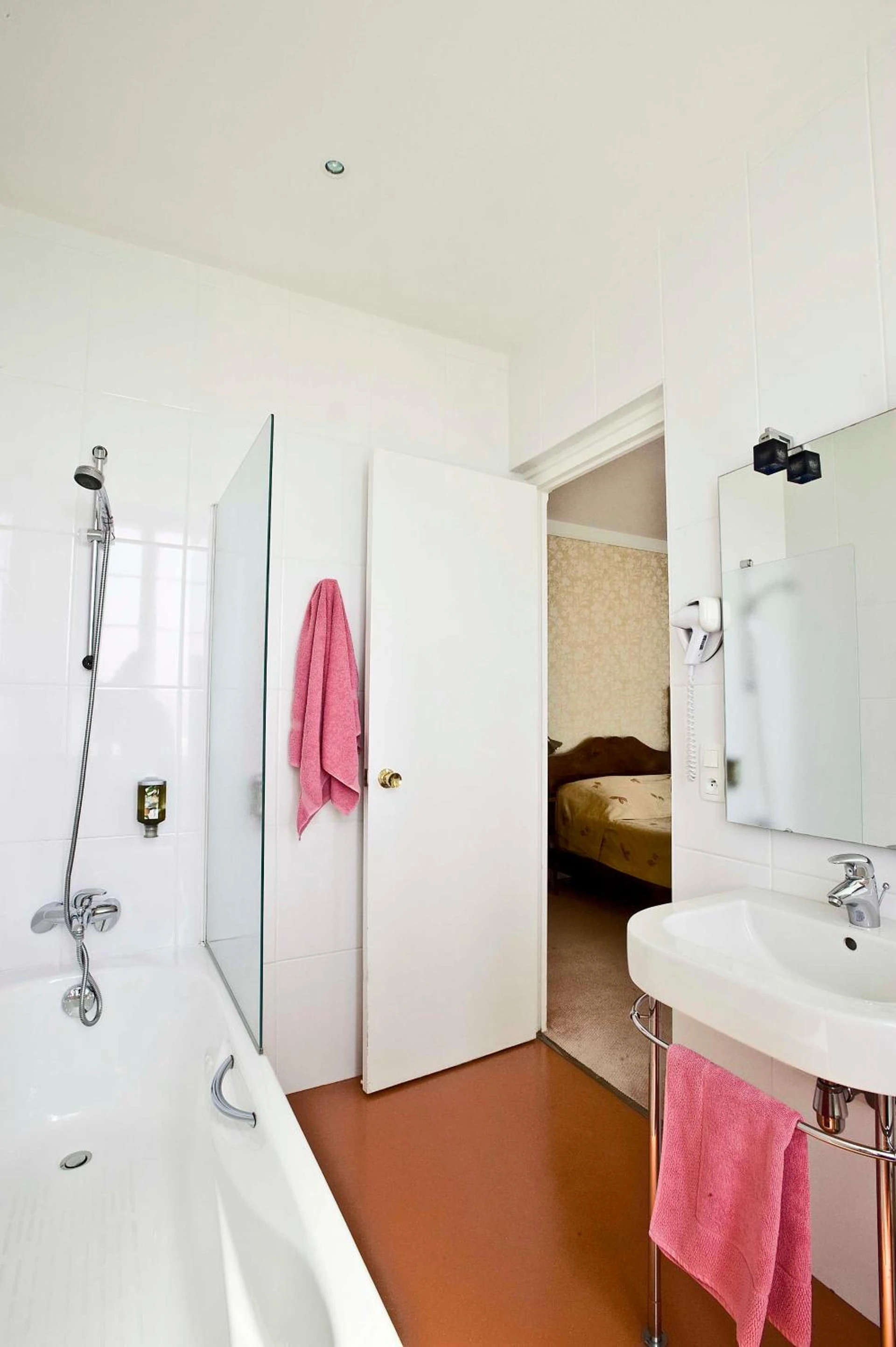 Lieu convivial pour un séminaire d'entreprise à Hotel Les Goelands - Saint-Jean-de-Luz - En savoir plus 