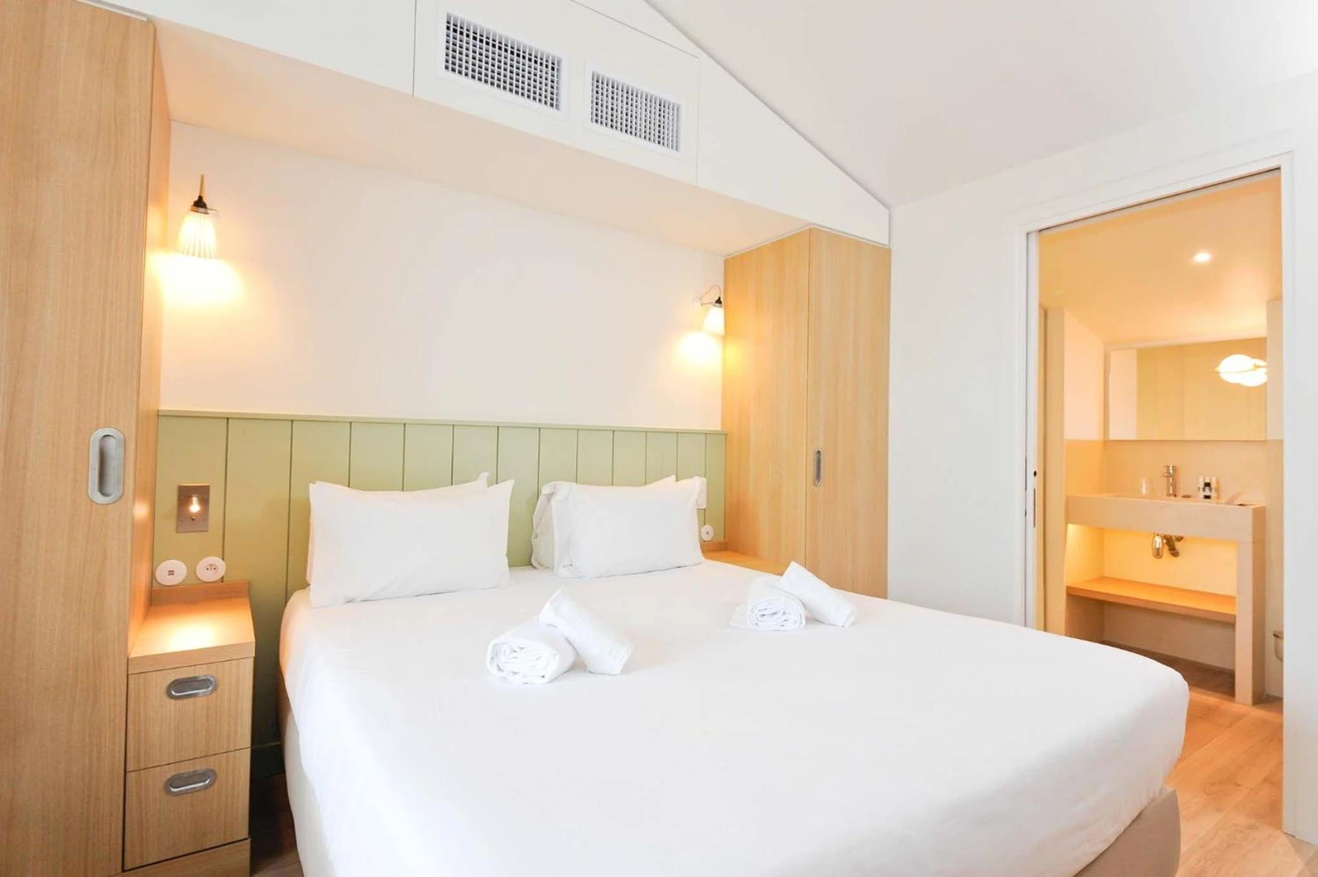 Chambre disponible pour un séminaire d'entreprise à Hôtel Les Grenettes - Sainte-Marie-de-Ré