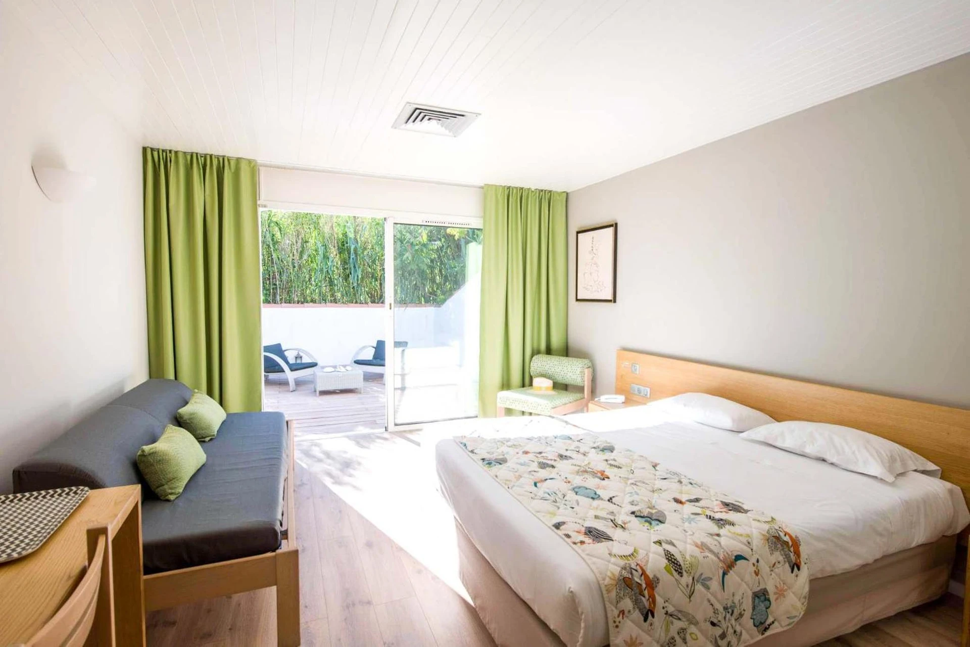 Chambre disponible pour un séminaire d'entreprise à Hôtel Les Grenettes - Sainte-Marie-de-Ré