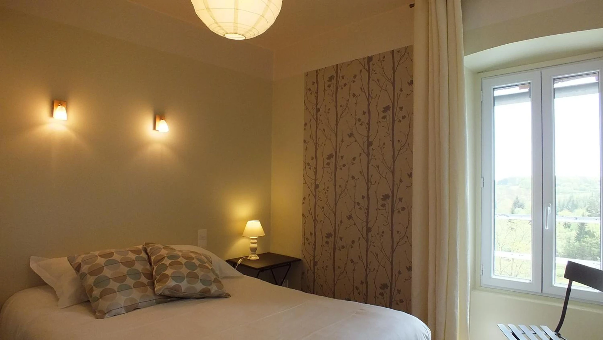 Chambre disponible pour un séminaire d'entreprise à Les Grillons du Morvan - Montsauche-les-Settons