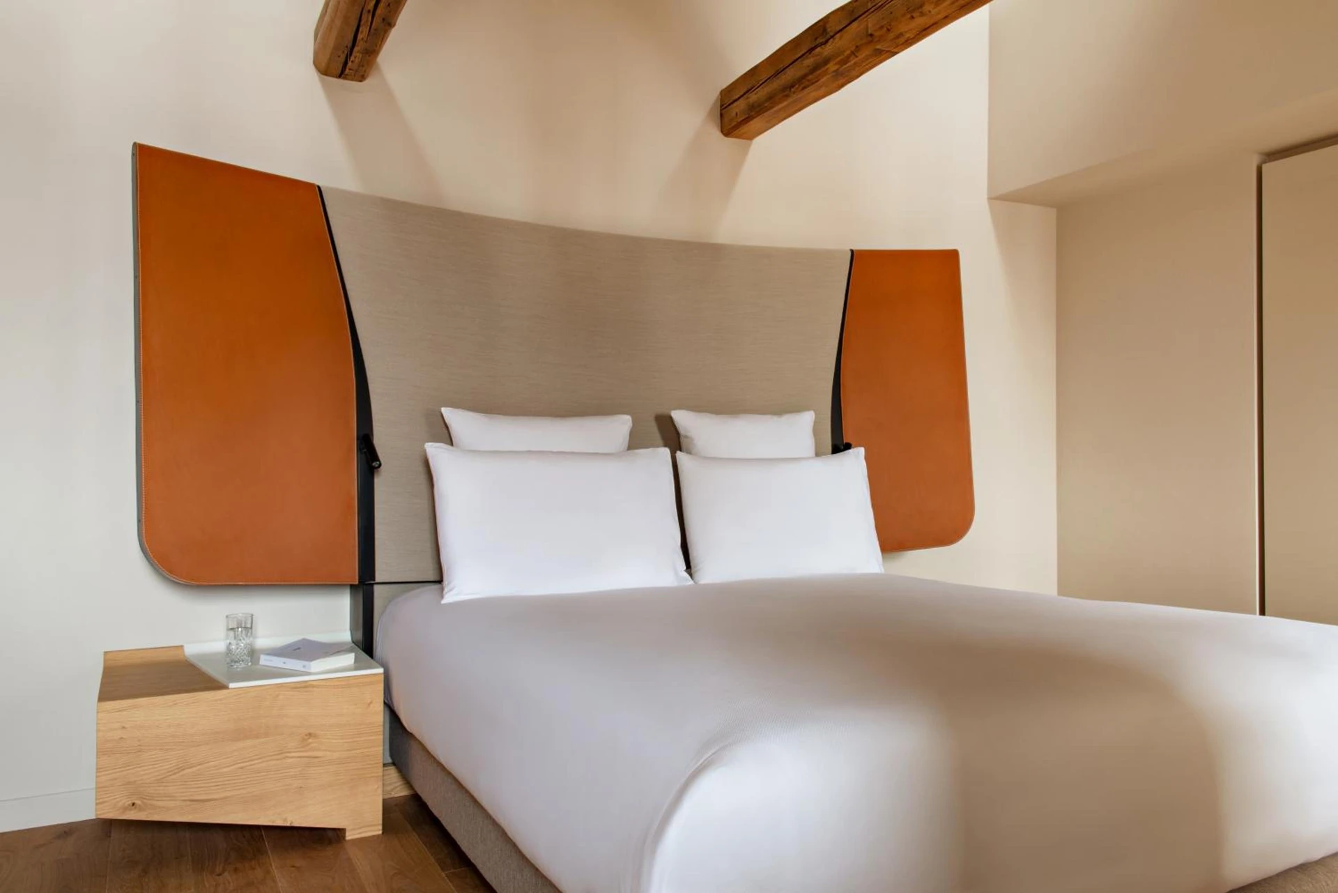 Chambre disponible pour un séminaire d'entreprise à Hotel Les Haras - Strasbourg