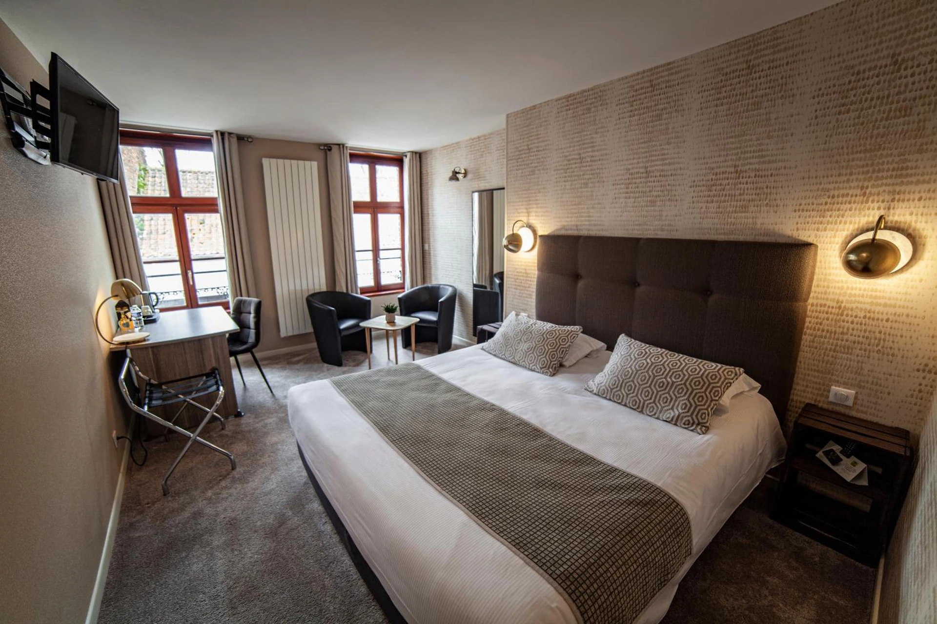 Magnifique chambre pour un séminaire d'entreprise à Logis Hôtel & Restaurant - Les Hauts de Montreuil - Montreuil-sur-Mer