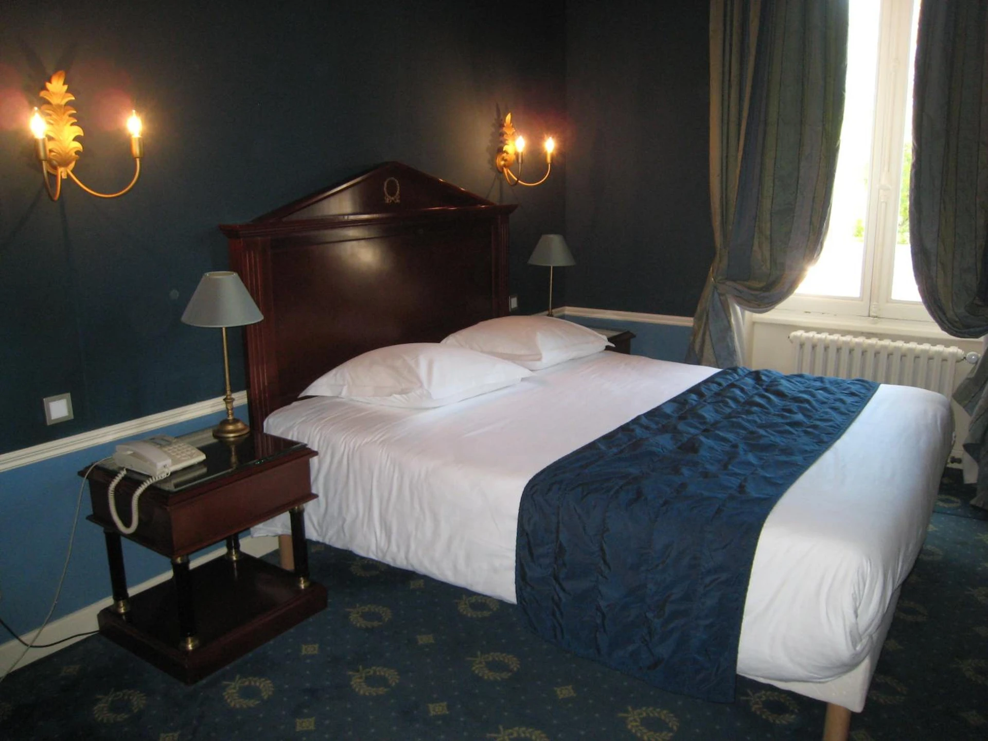 Chambre disponible pour un séminaire d'entreprise à Hôtel Les Maréchaux - Auxerre