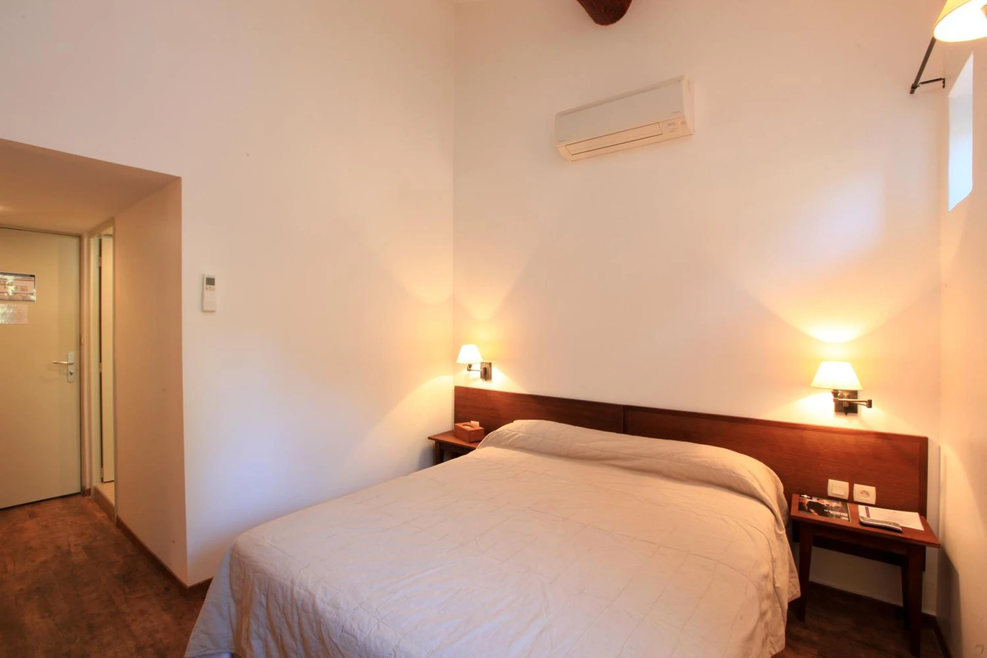 Chambre disponible pour un séminaire d'entreprise à Domaine Les Mejeonnes - Valaurie