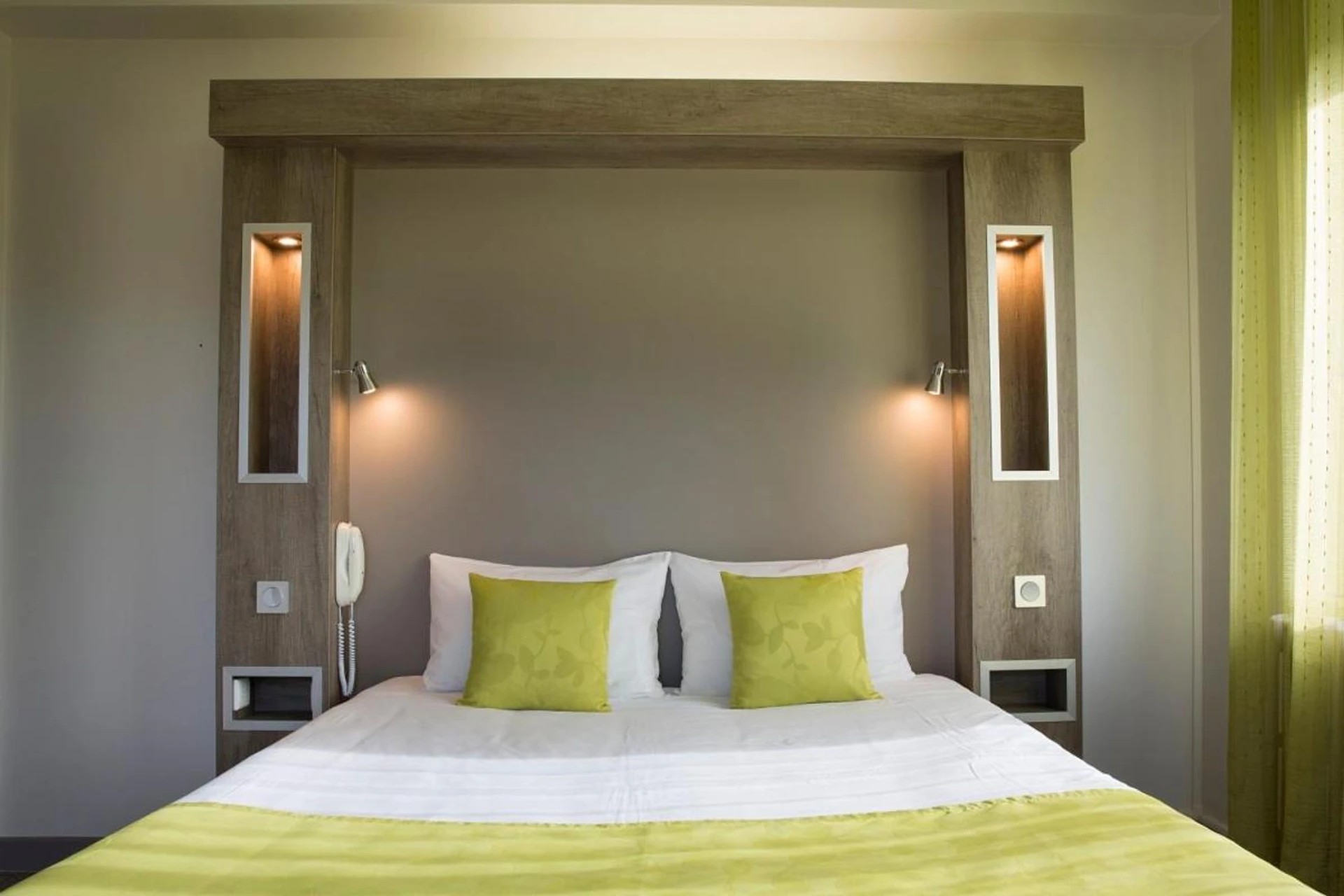 Chambre disponible pour un séminaire d'entreprise à Hotel Les Mésanges - Saint-Martin-dʼUriage