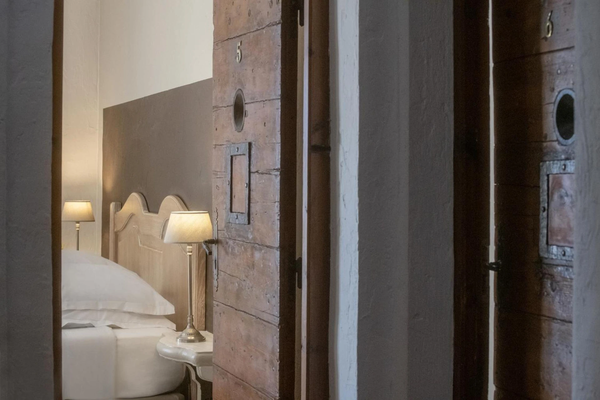 Magnifique chambre pour un séminaire d'entreprise à Hotel Les Messugues - Saint-Paul-de-Vence