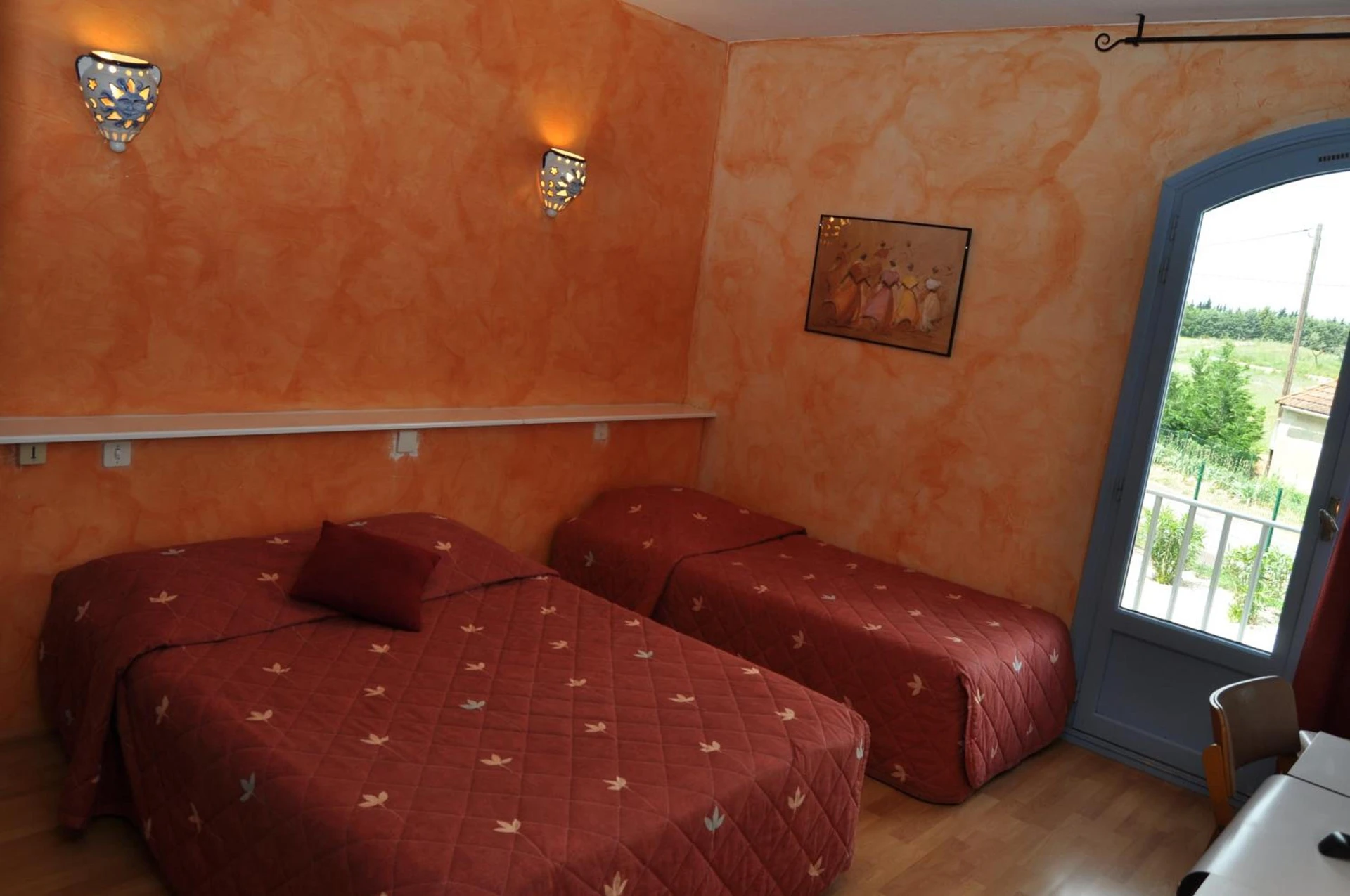 Chambre disponible pour un séminaire d'entreprise à Les Mimosas - Lunel