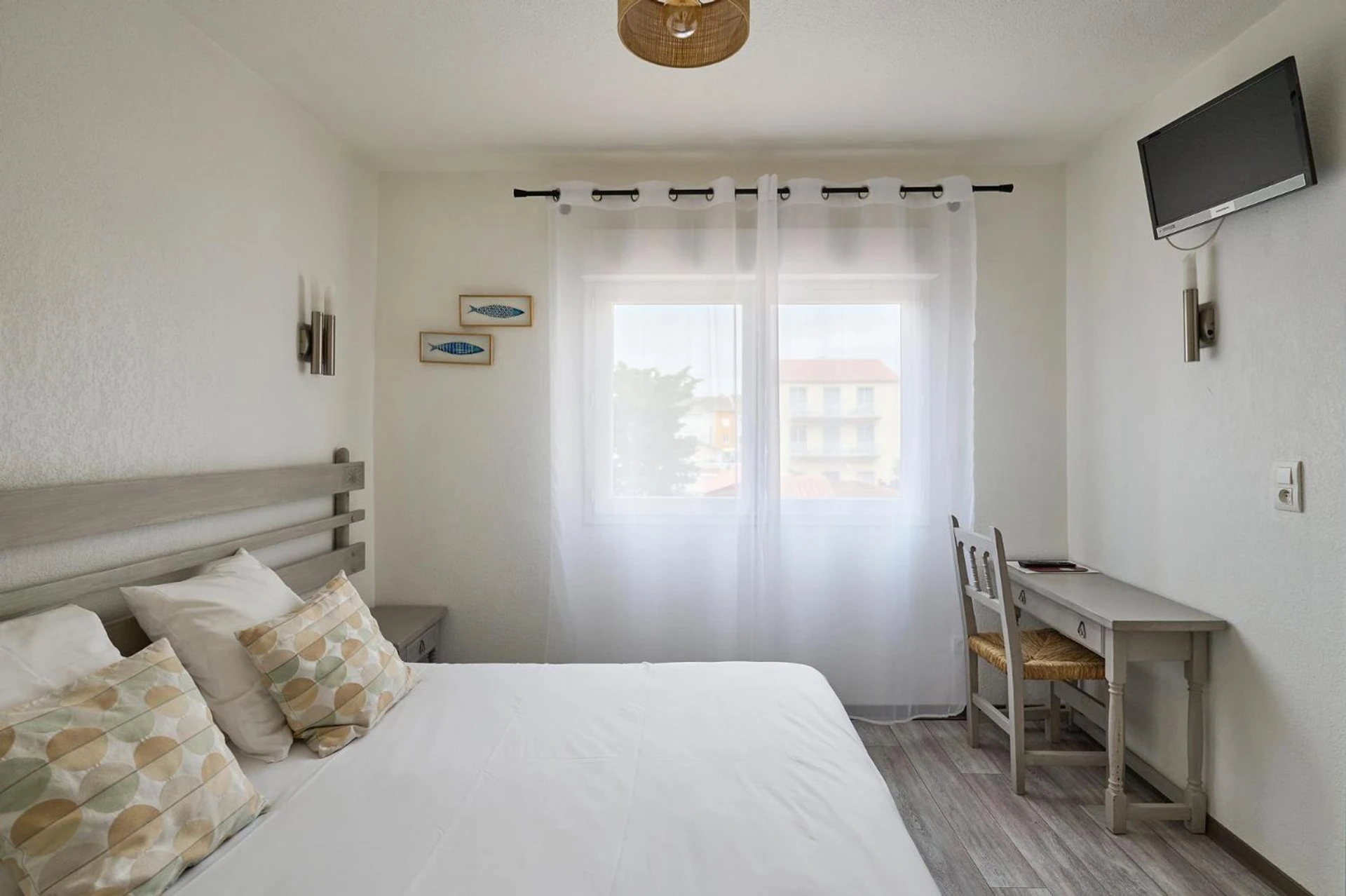 Chambre disponible pour un séminaire d'entreprise à Hôtel Les Mimosas - Argelès-sur-Mer