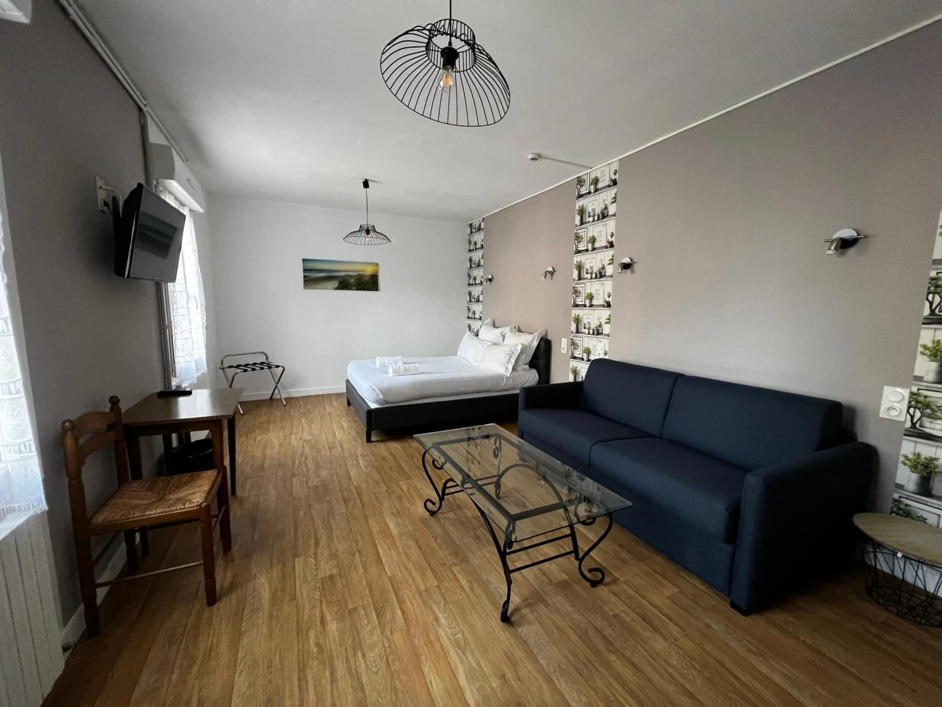 Magnifique chambre pour un séminaire d'entreprise à Hotel Les Montois - Céaux