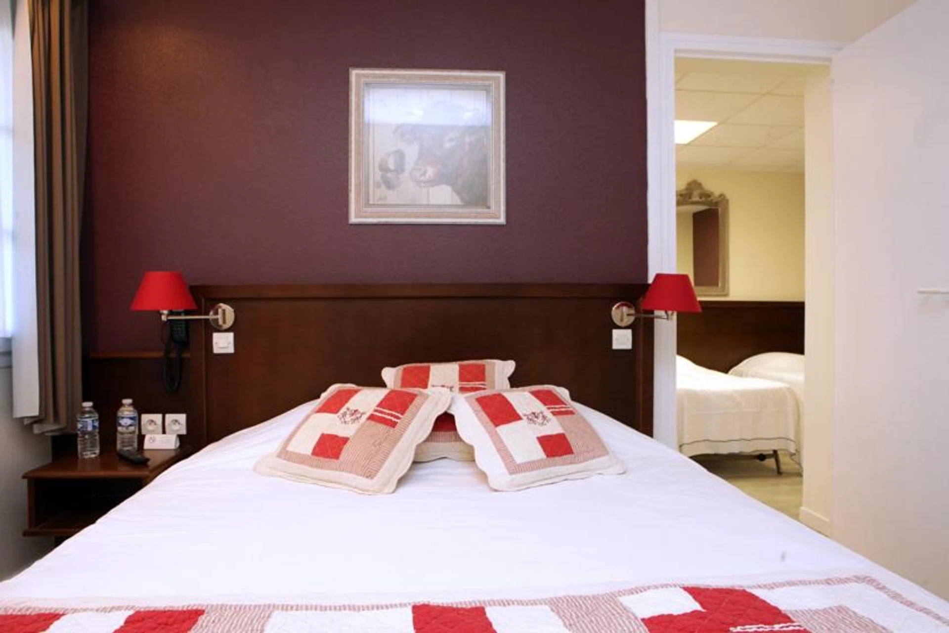Chambre disponible pour un séminaire d'entreprise à Logis Hôtel Les Nymphéas - Chaufour-lès-Bonnières