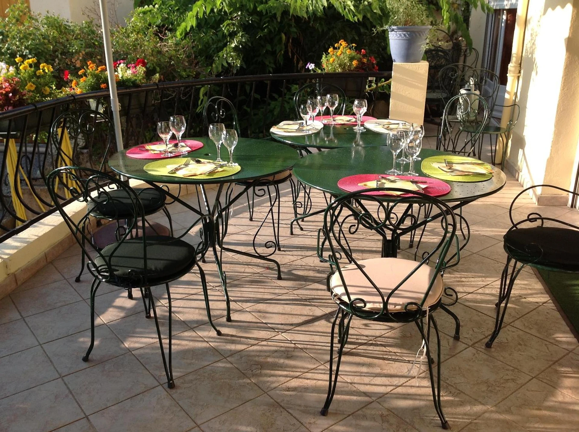 Organiser un séminaire d'entreprise : Hôtel Restaurant Les oliviers à nyons