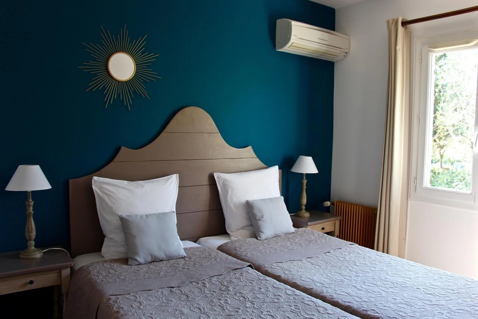 Chambre disponible pour un séminaire d'entreprise à Hotel Les Oliviers - Draguignan