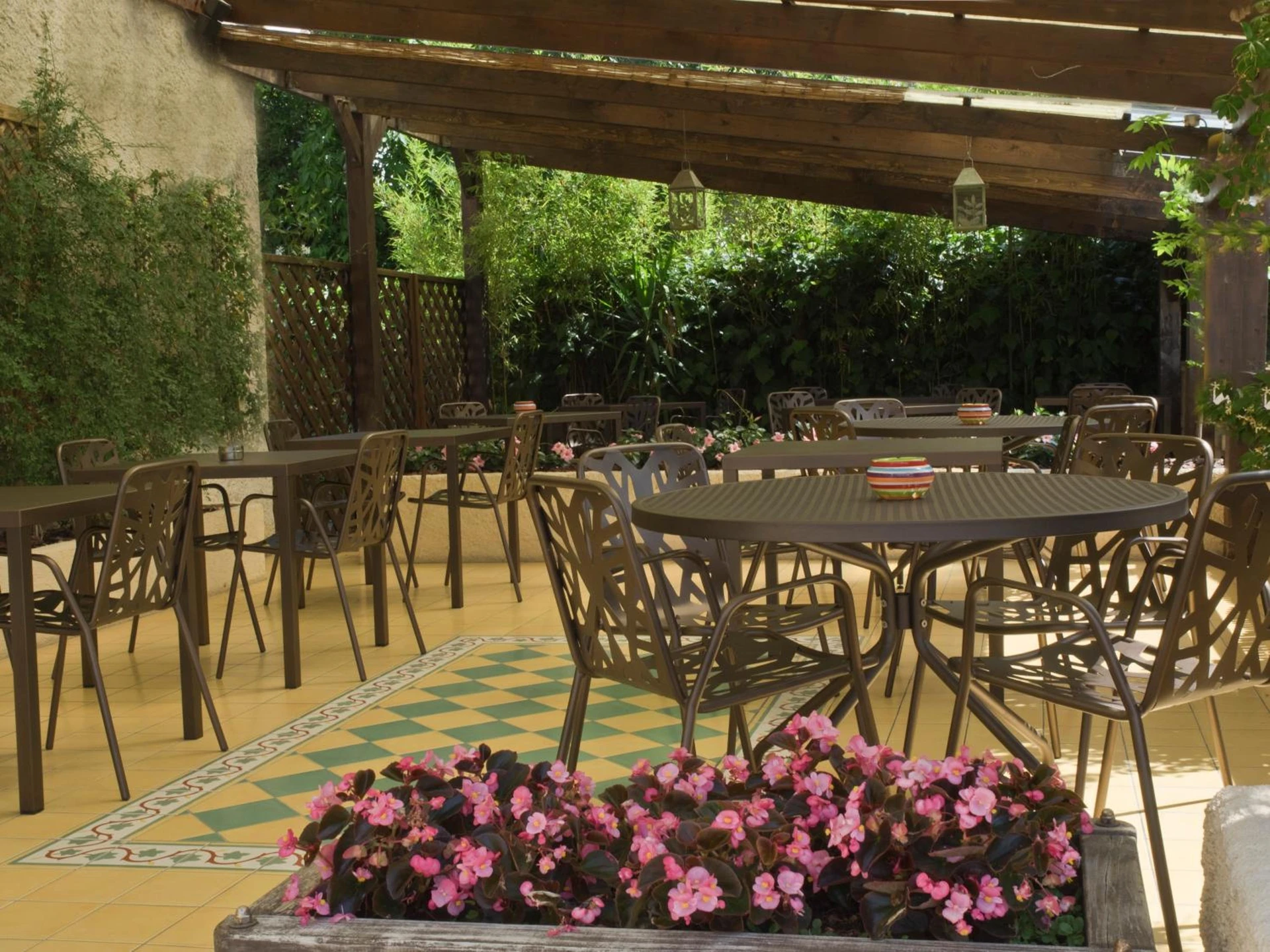 Organiser un séminaire d'entreprise : Hotel Les Oliviers à fayence