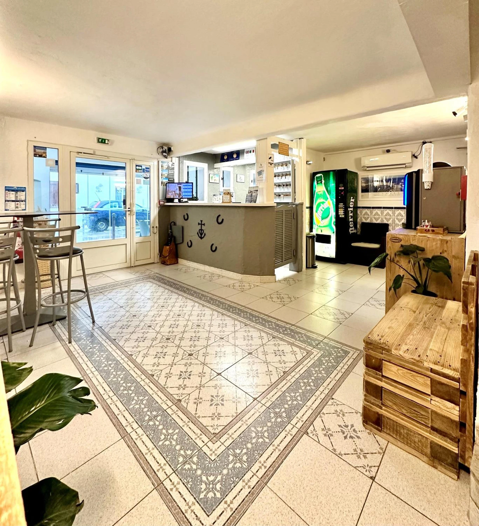 Chambre à Hotel Les Palmiers En Camargue - Organiser un séminaire d'entreprise à Les Saintes-Maries-de-la-Mer