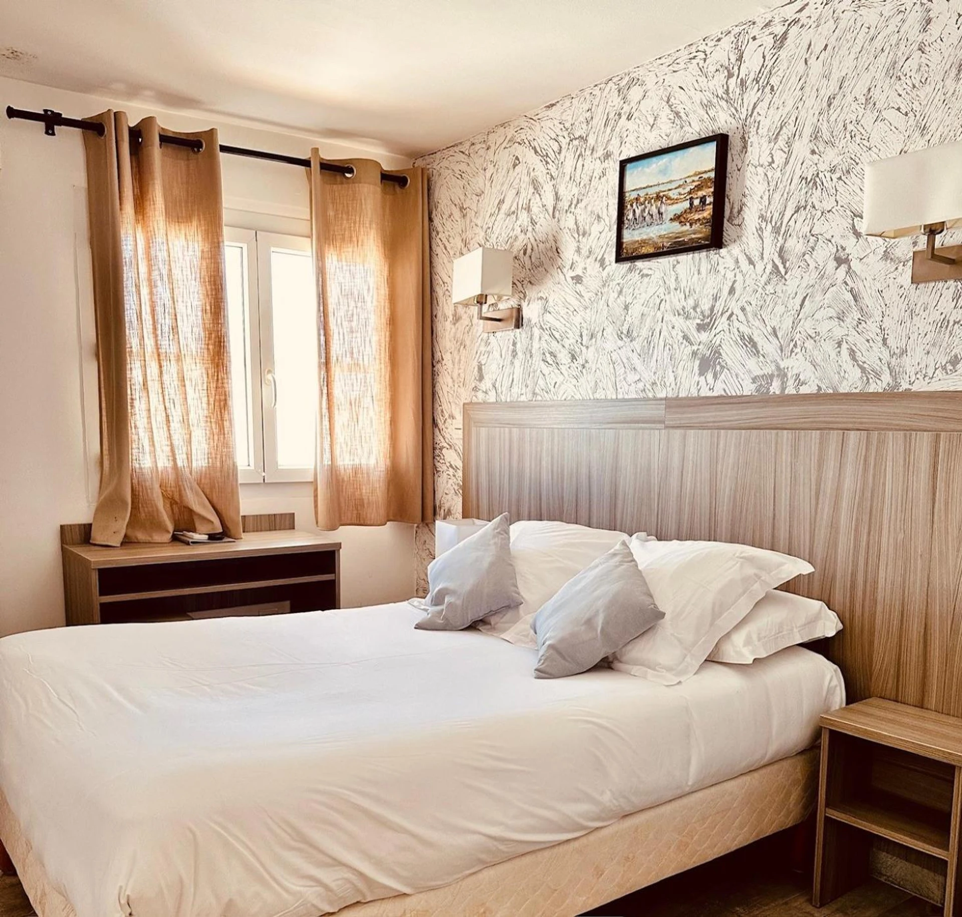 Magnifique chambre pour un séminaire d'entreprise à Hotel Les Palmiers En Camargue - Les Saintes-Maries-de-la-Mer