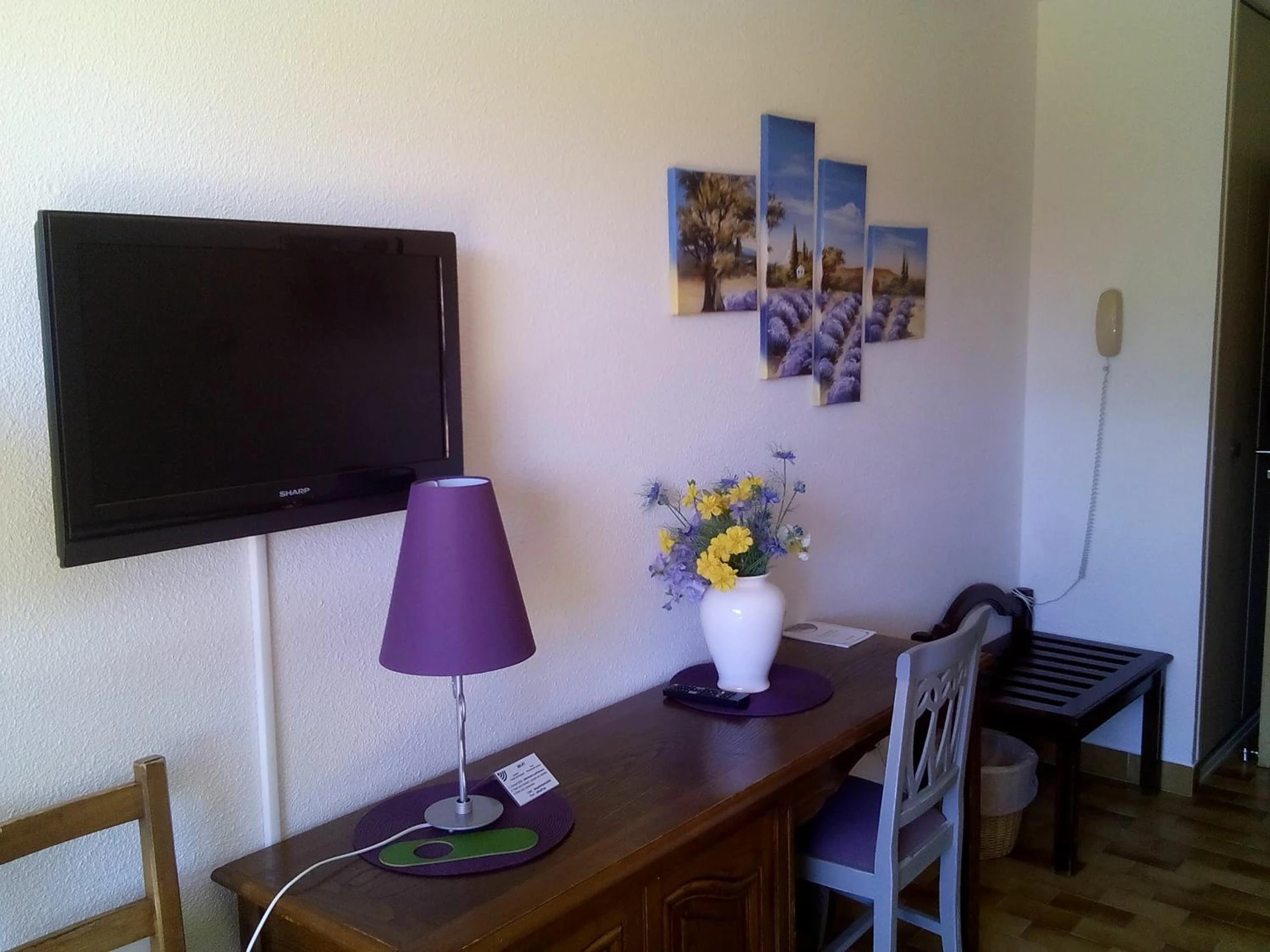 Chambre disponible pour un séminaire d'entreprise à Hôtel Les Palmiers - Bormes-les-Mimosas