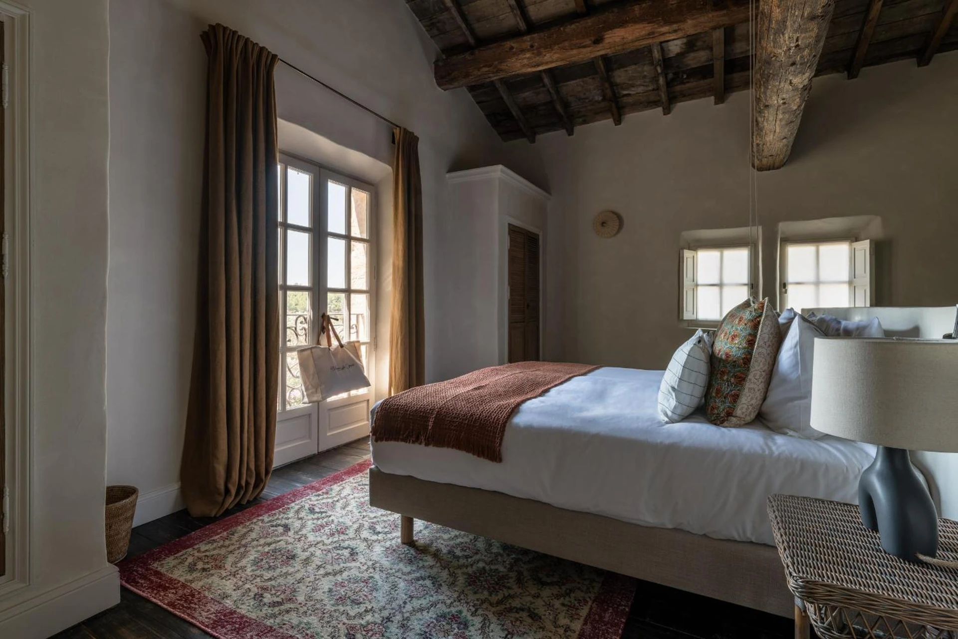 Chambre disponible pour un séminaire d'entreprise à Les Petites Maisons - Hameau des Baux - Paradou