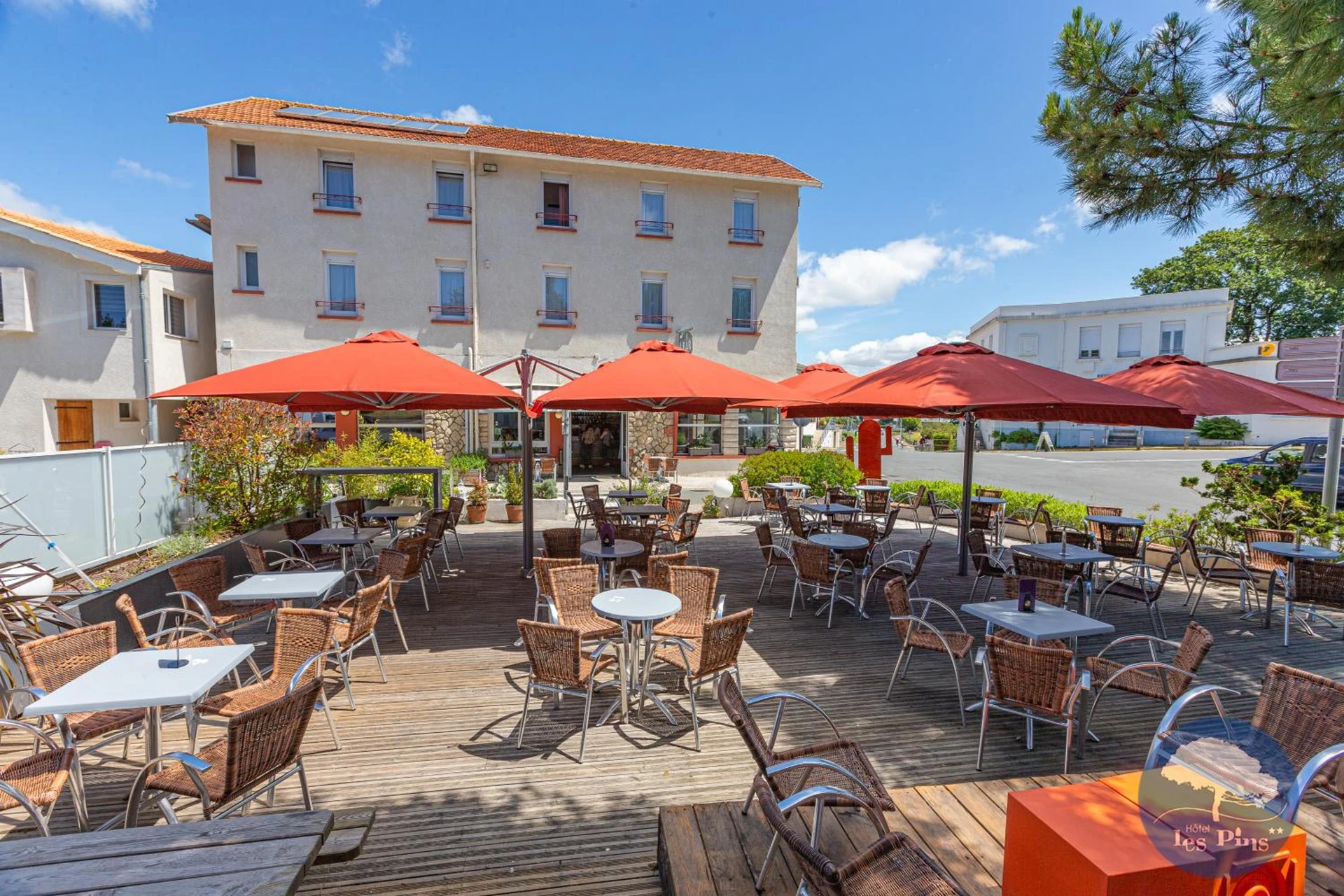 Organiser un séminaire d'entreprise : Hôtel Les Pins à saint-trojan-les-bains
