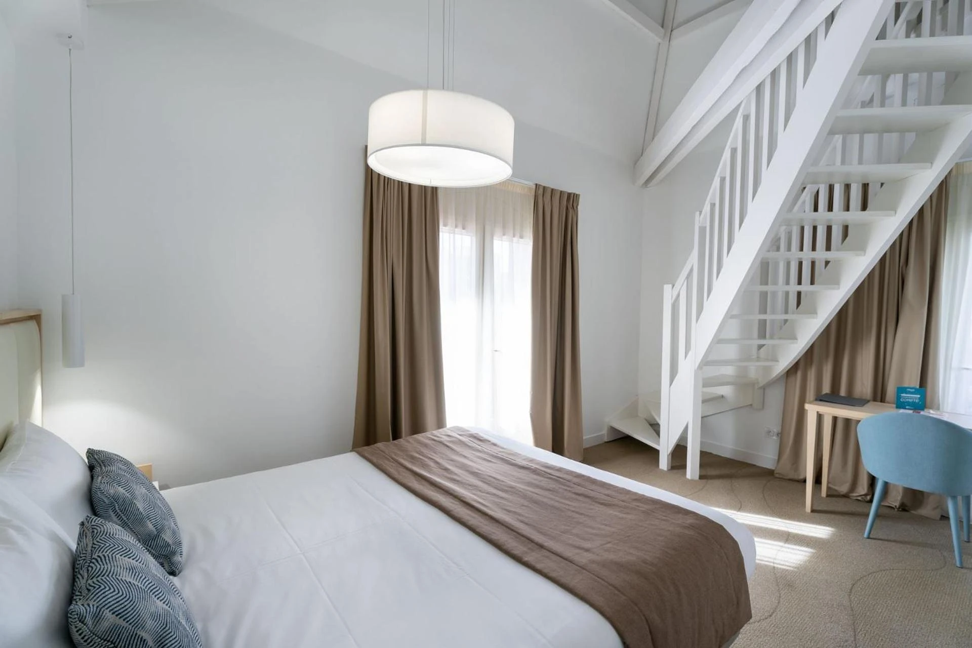 Magnifique chambre pour un séminaire d'entreprise à Hôtel Miléade Les Pléïades La Baule - La Baule