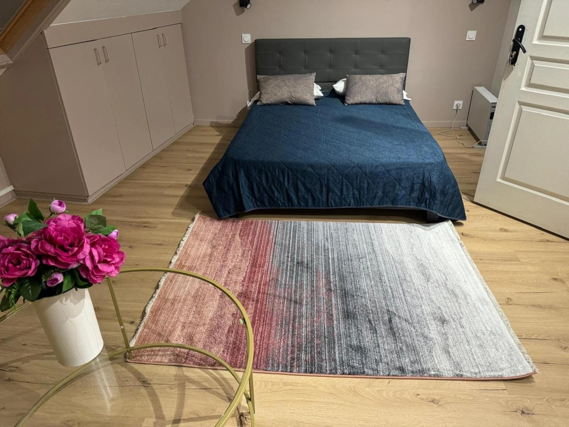 Chambre disponible pour un séminaire d'entreprise à Gîtes by Hôtel Les Reflets Jaunes - Givet