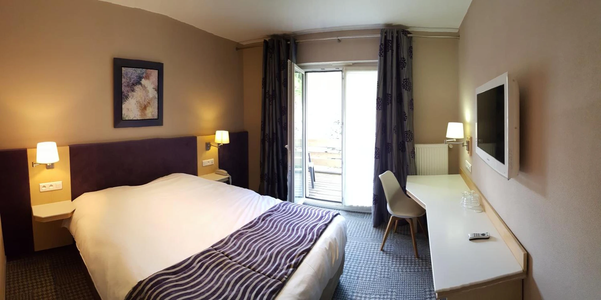 Magnifique chambre pour un séminaire d'entreprise à Hotel Les Remparts - Kaysersberg