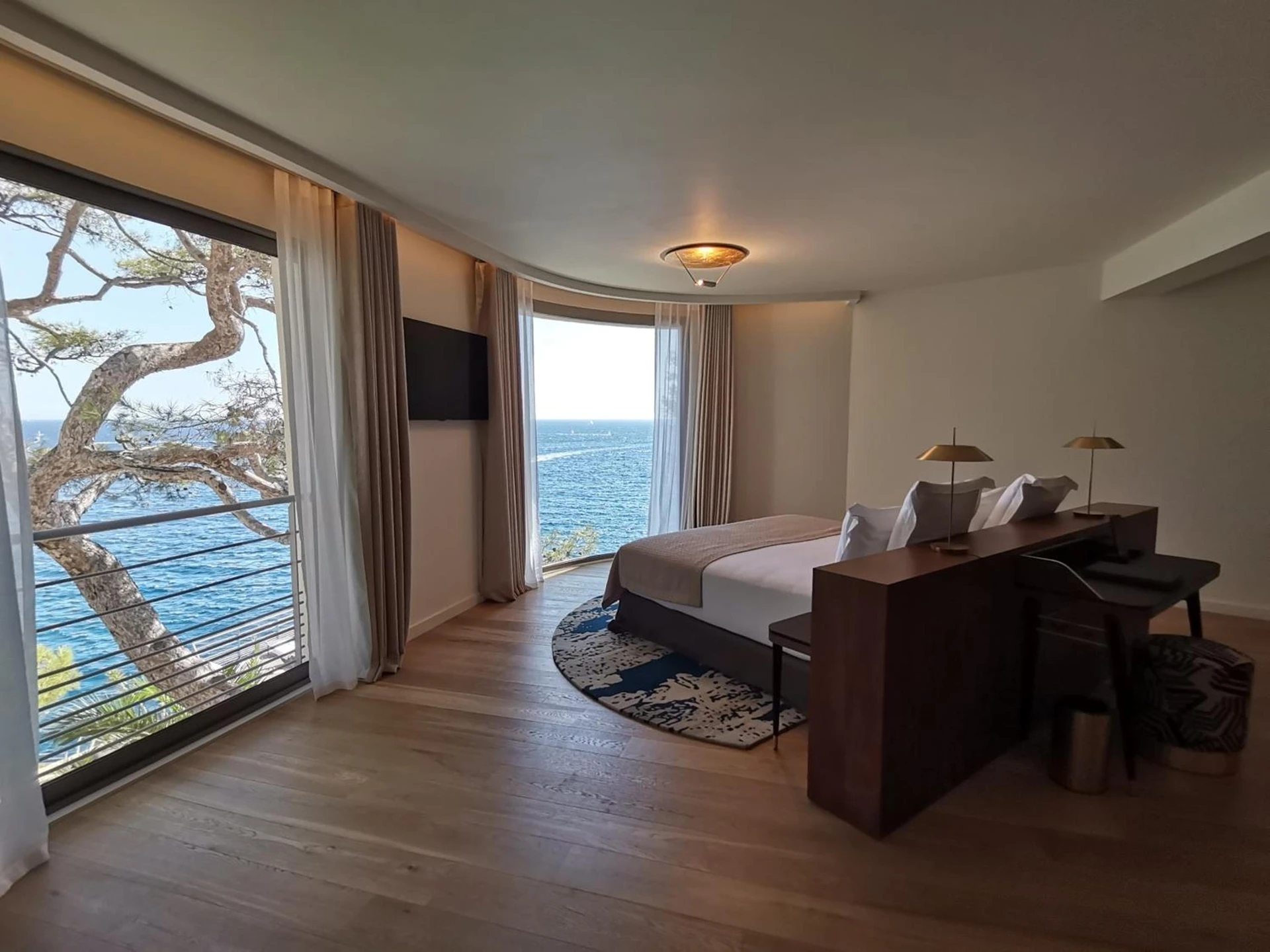 Organiser un séminaire d'entreprise : Hôtel Les Roches Blanches Cassis à cassis